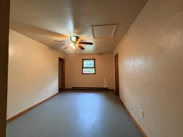 126 & 128 Troy AVE NE - Photo 9