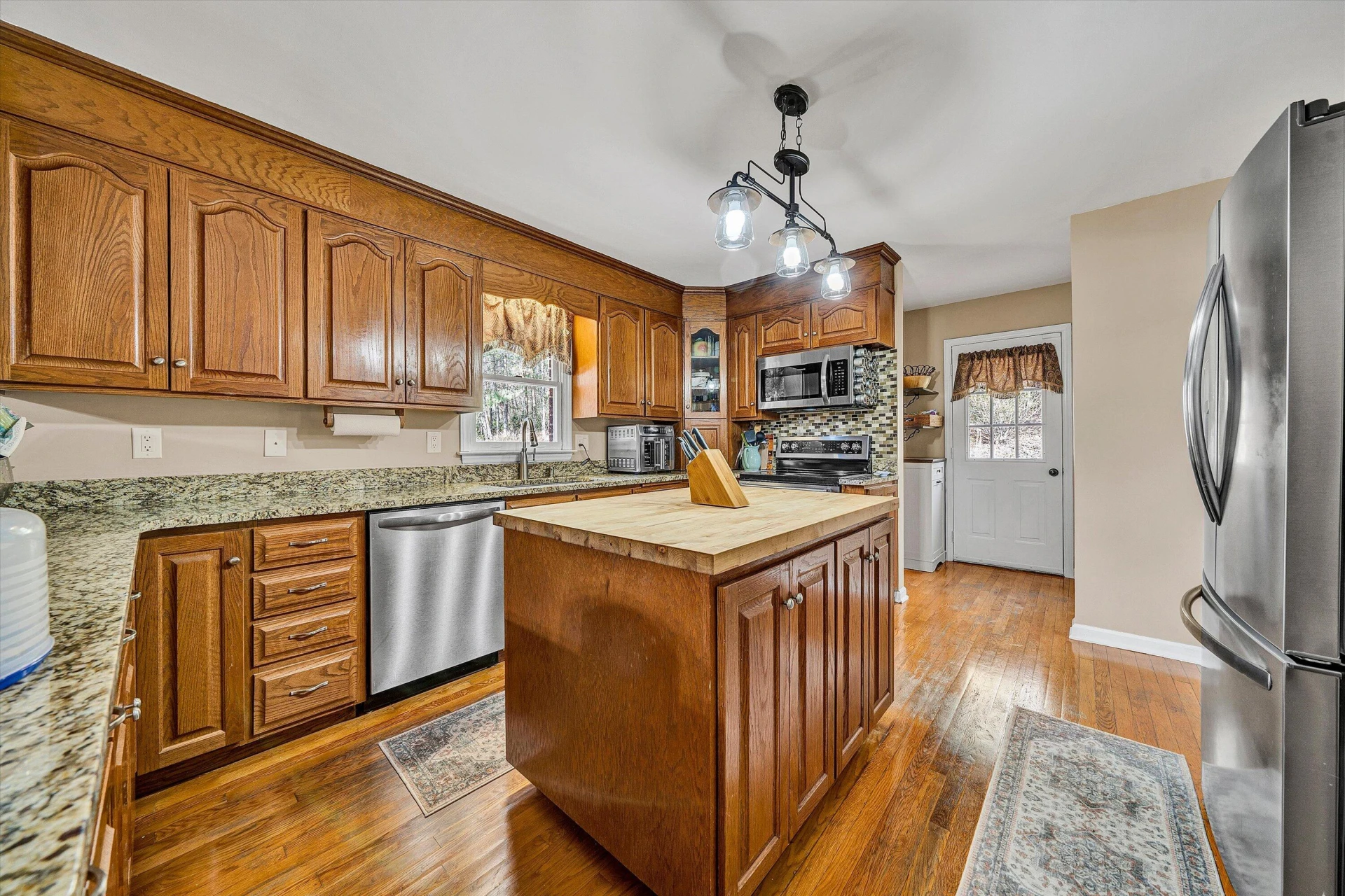 1488 HENRY RD - Photo 6