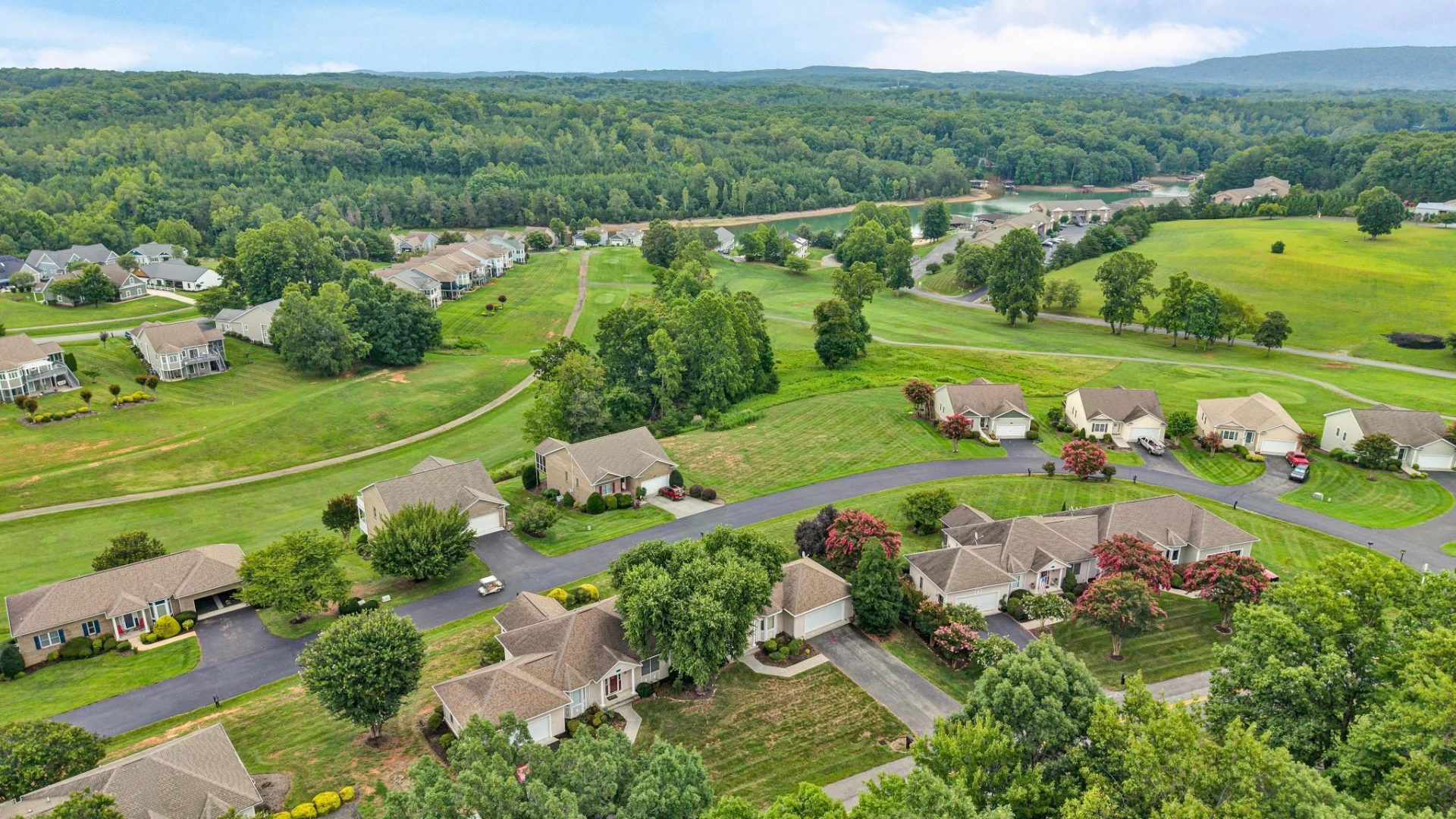2342 Lake Retreat RD - Photo 39