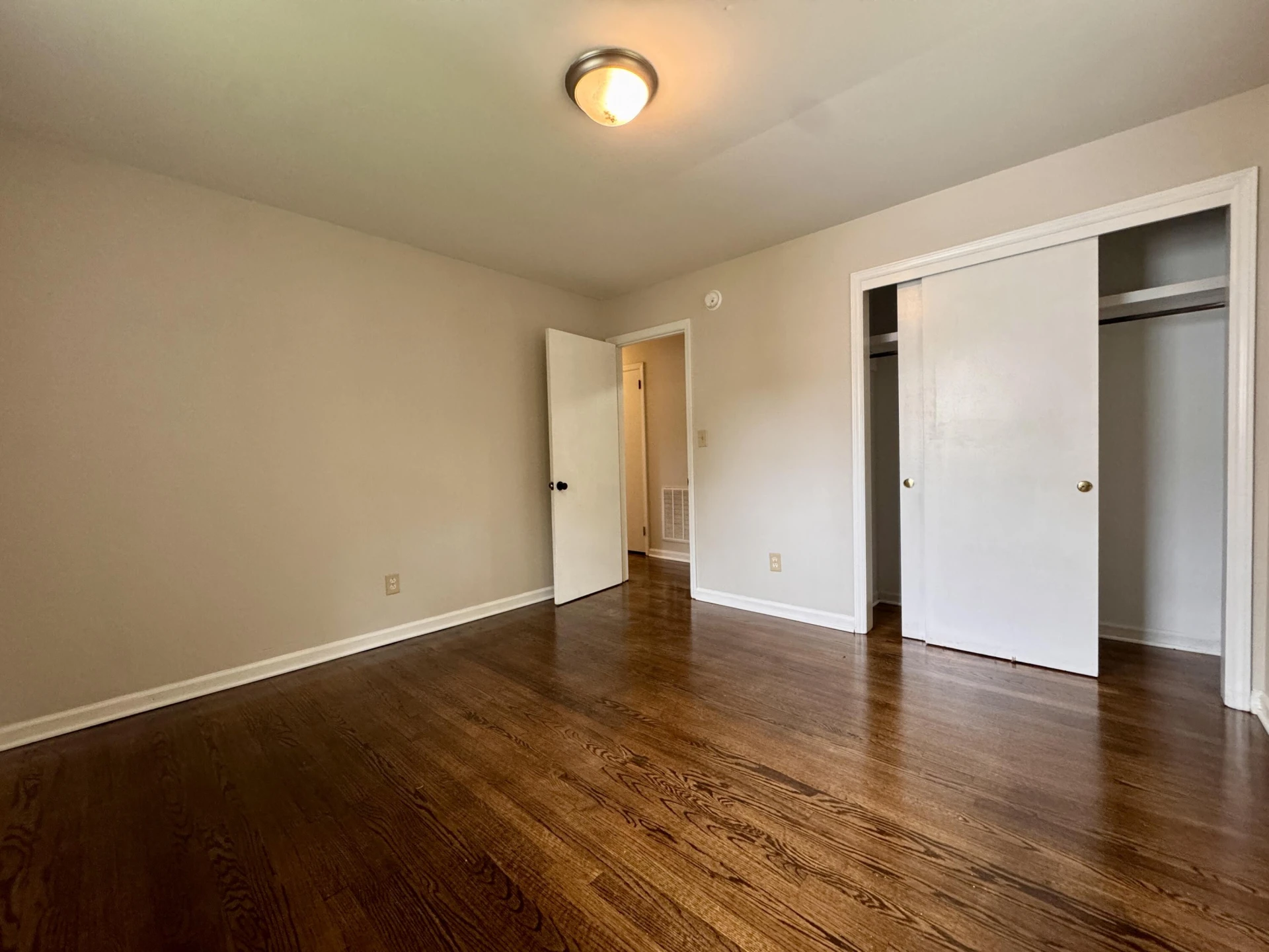 809 Banks RD - Photo 15