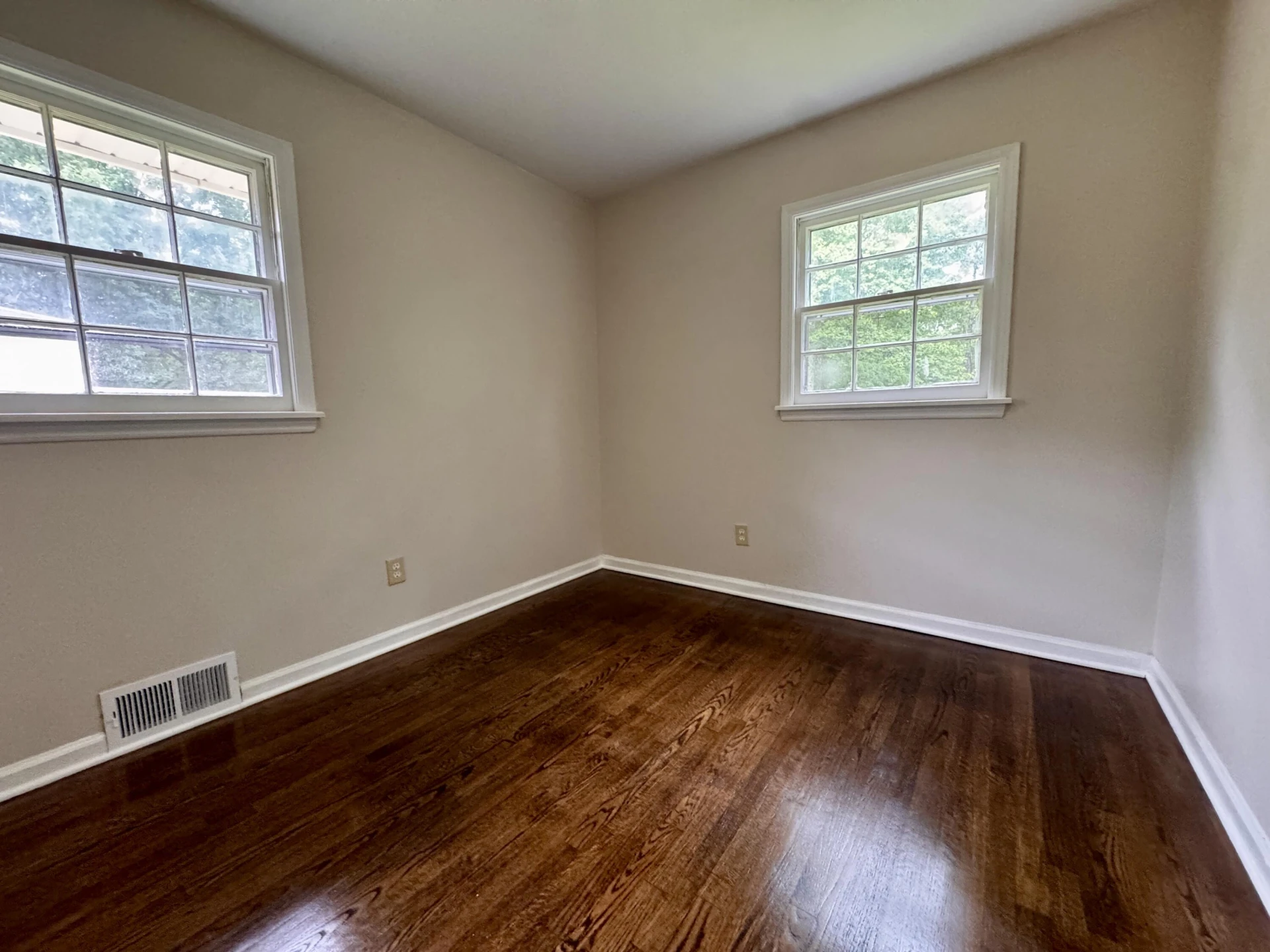 809 Banks RD - Photo 16
