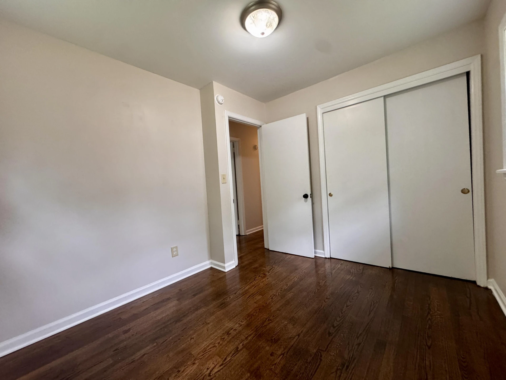 809 Banks RD - Photo 17