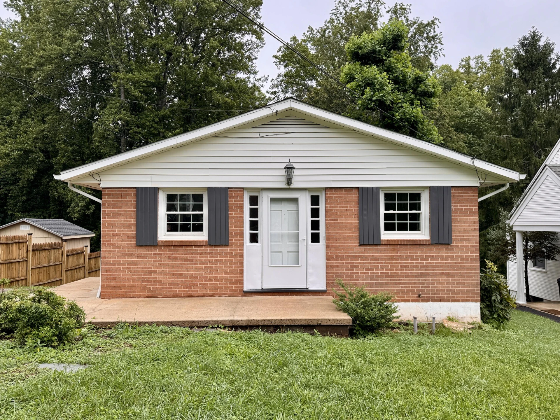 809 Banks RD - Photo 2