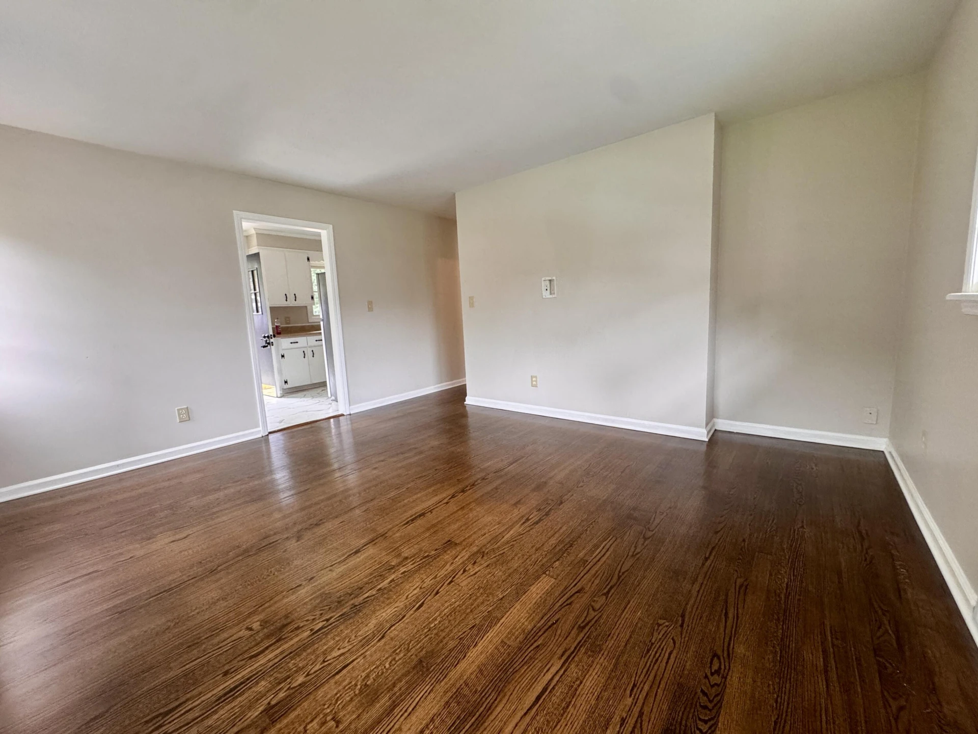 809 Banks RD - Photo 5