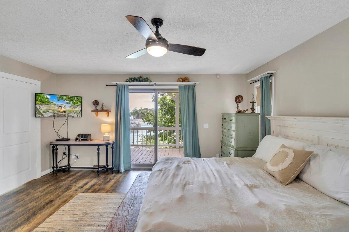 6015 Smith Mountain RD - Photo 27