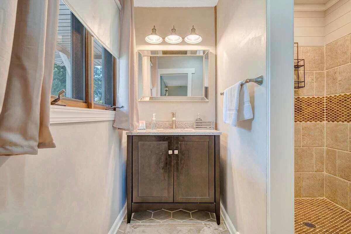 6015 Smith Mountain RD - Photo 30