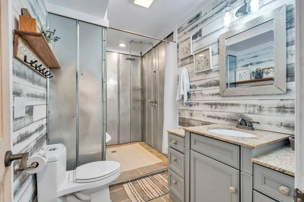 6015 Smith Mountain RD - Photo 47
