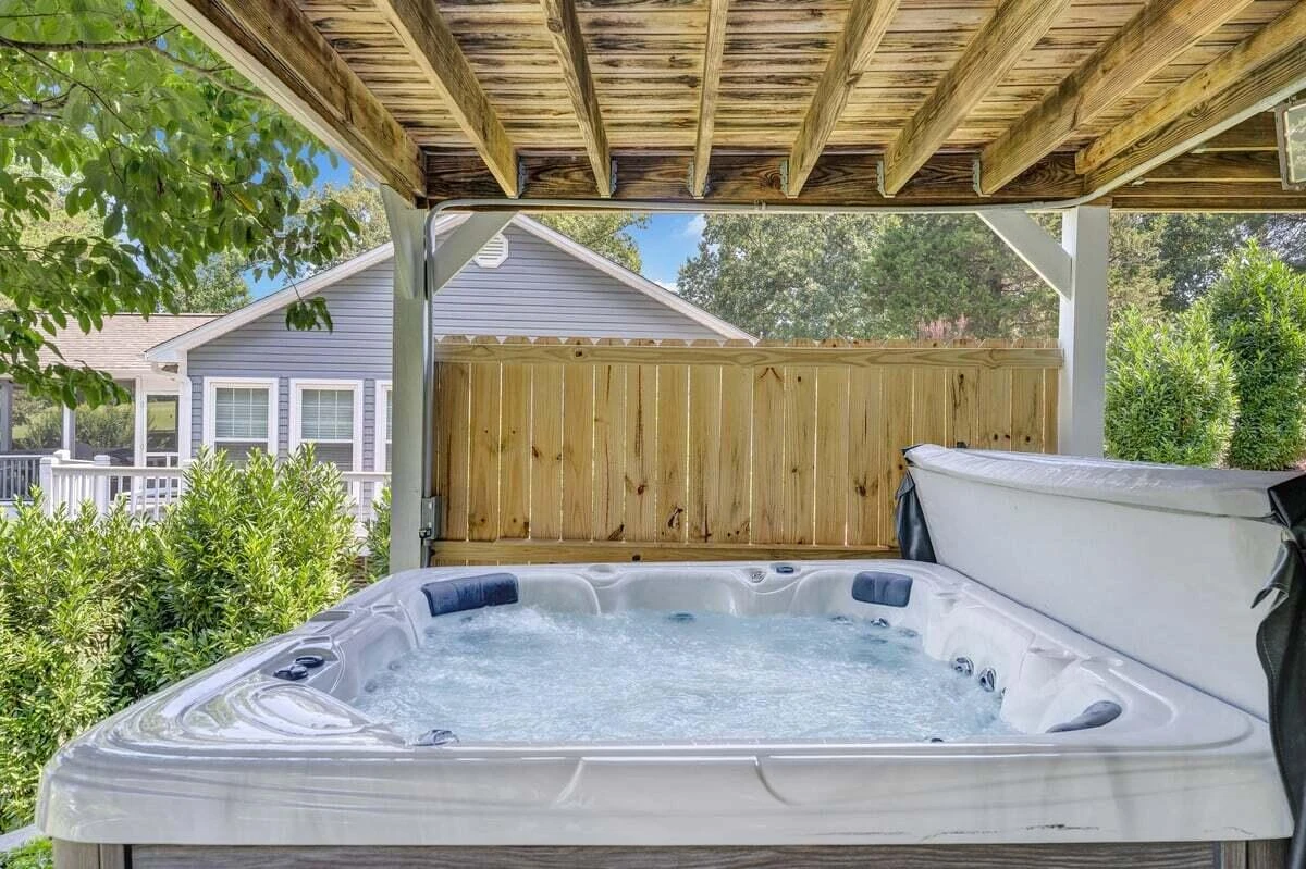 6015 Smith Mountain RD - Photo 51