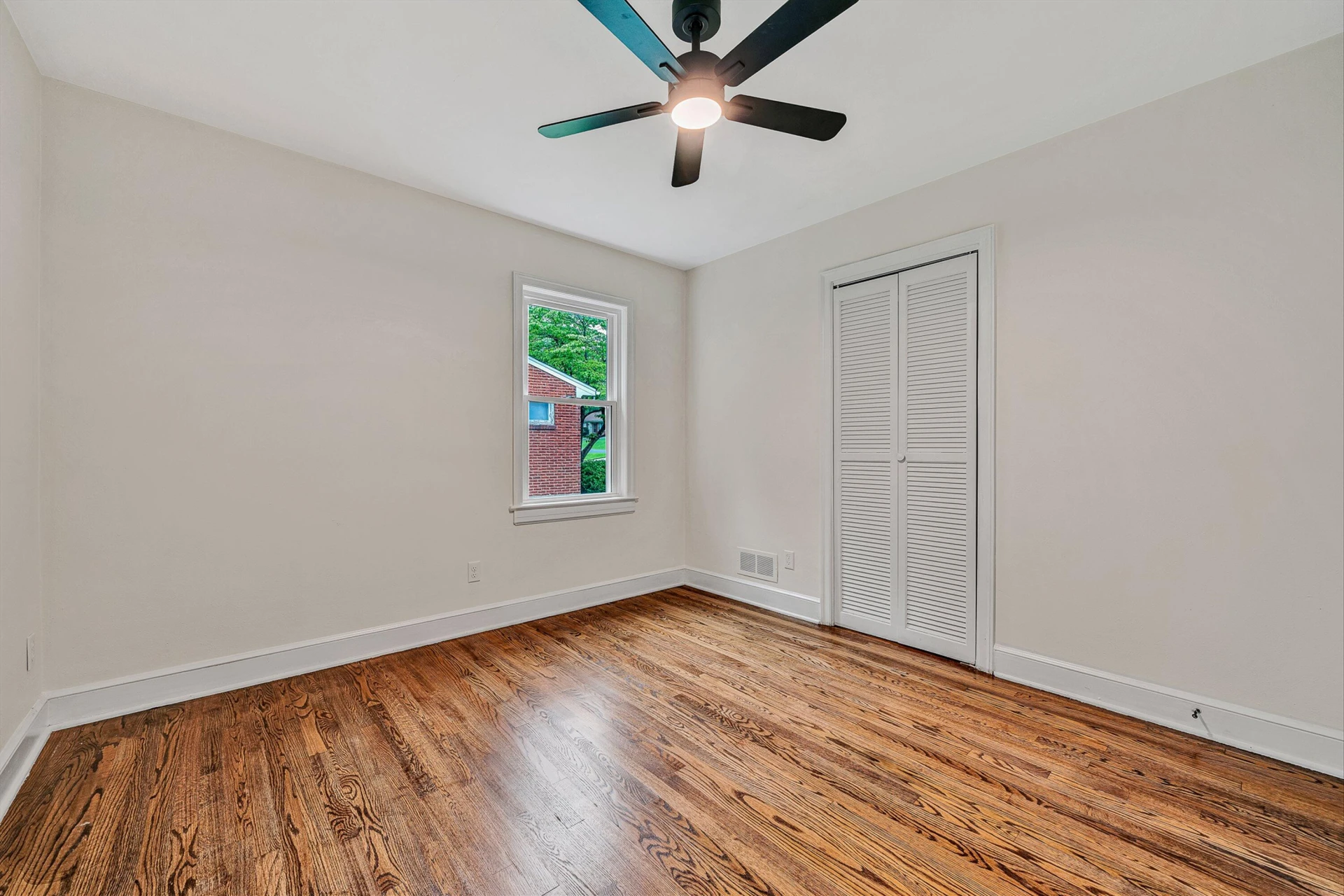 4548 Cresthill DR - Photo 16
