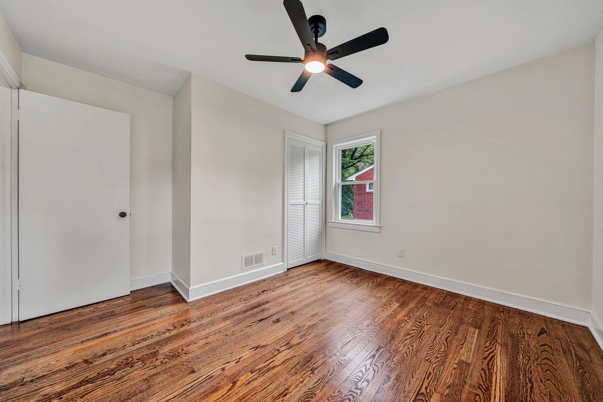 4548 Cresthill DR - Photo 18