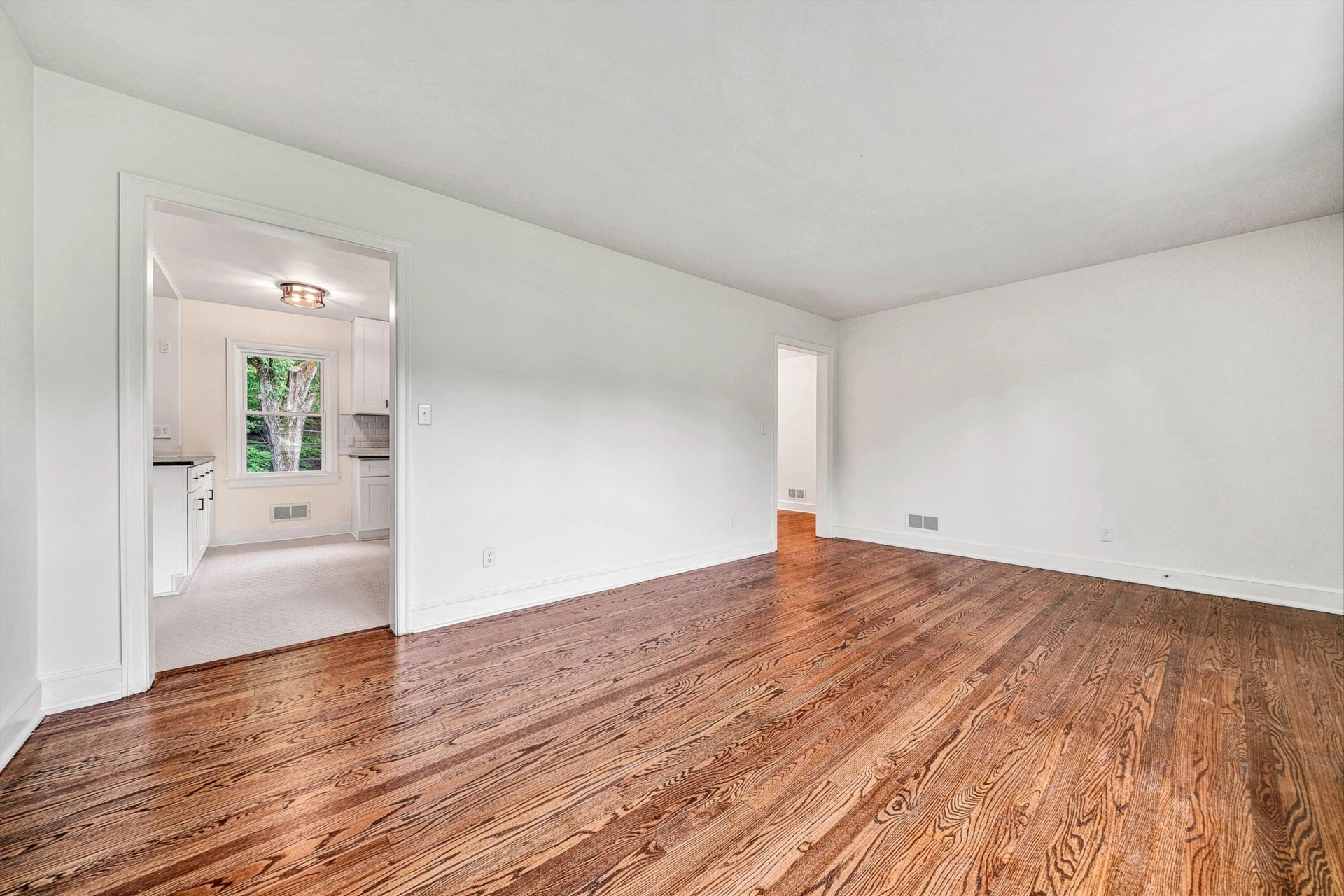 4548 Cresthill DR - Photo 6