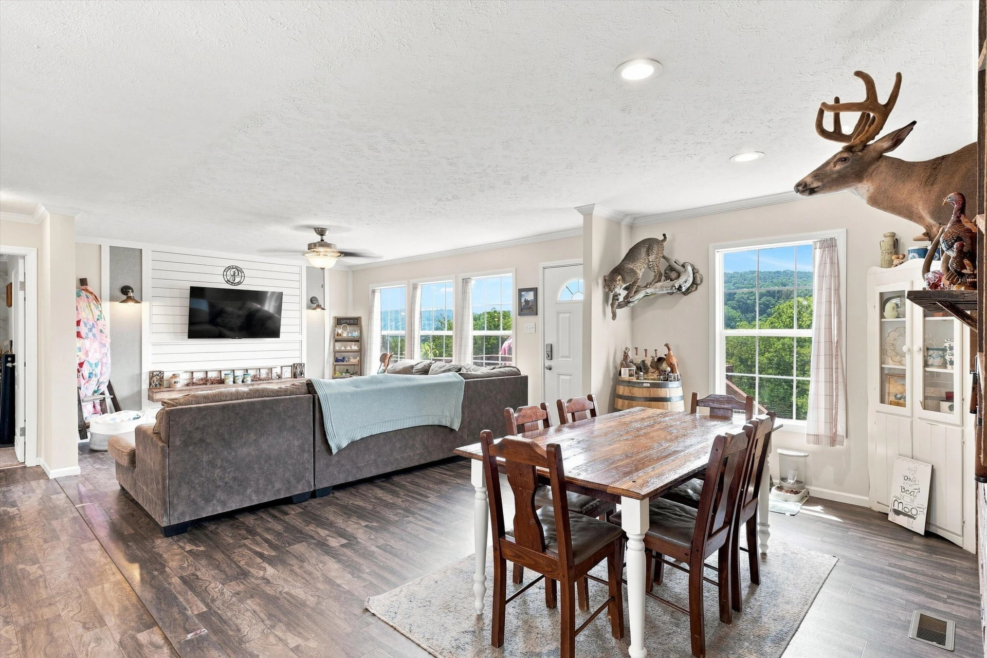611 Martins LN - Photo 9