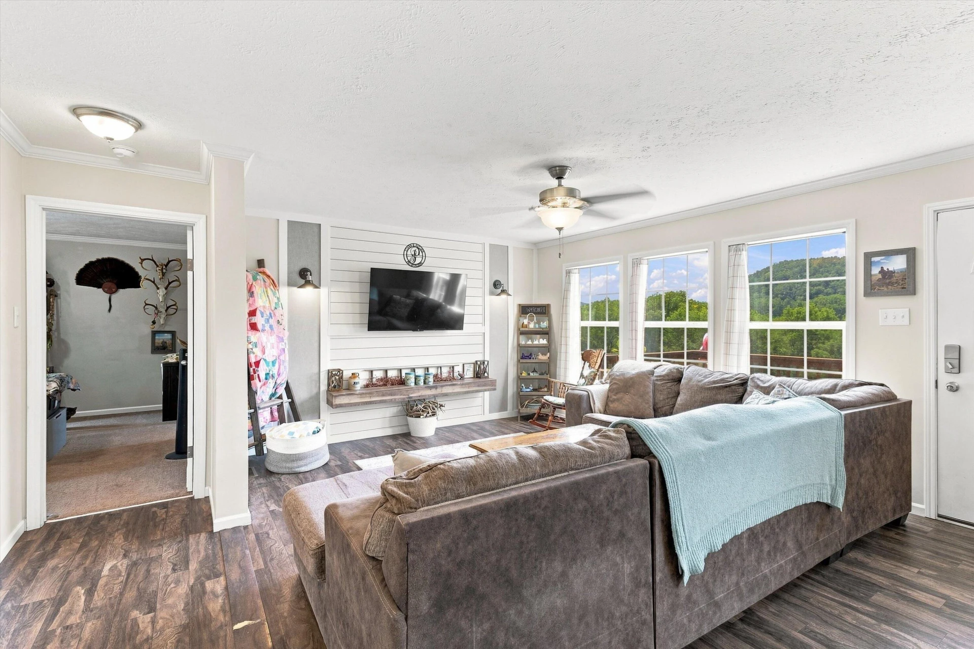 611 Martins LN - Photo 10