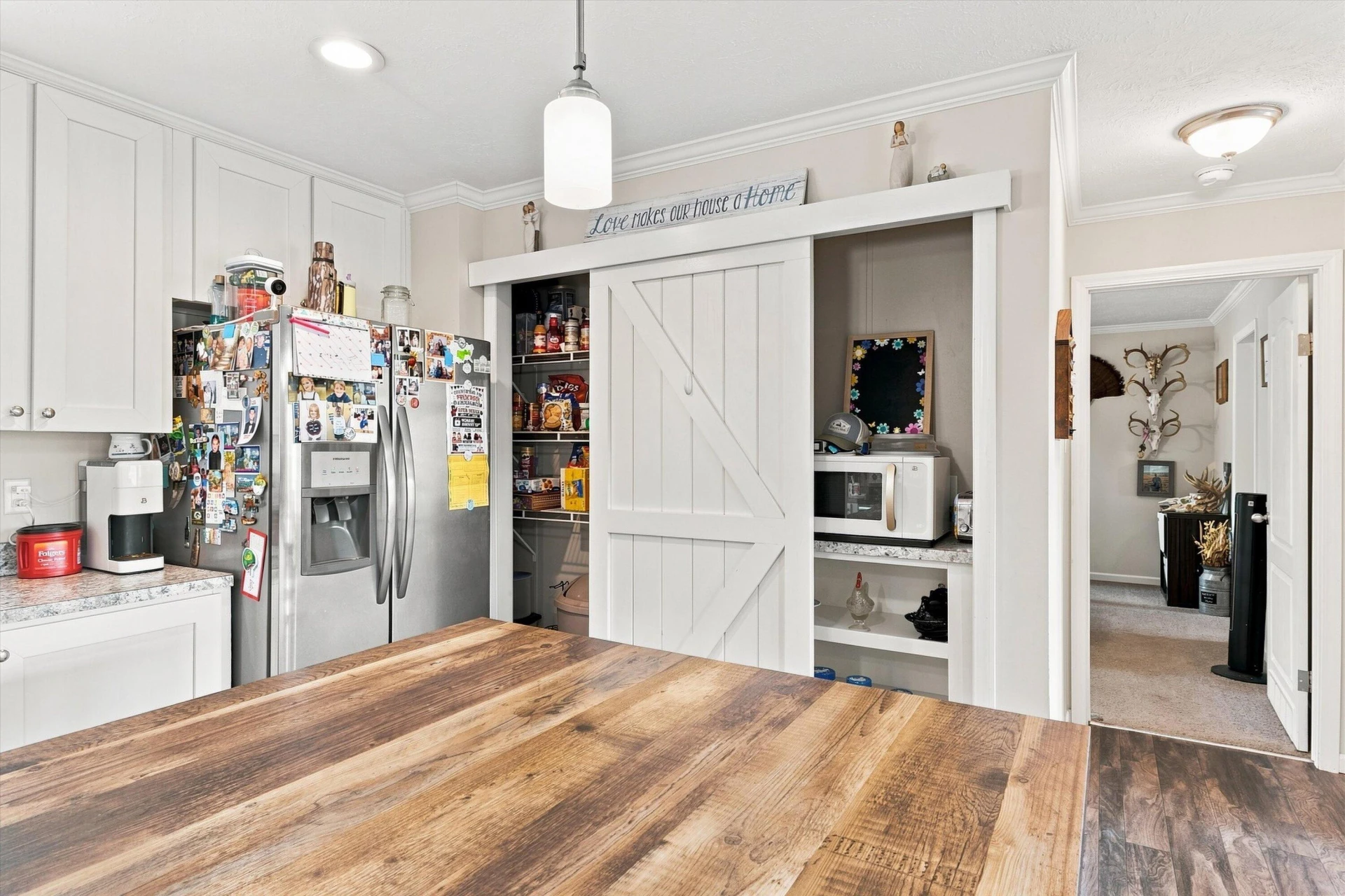 611 Martins LN - Photo 15