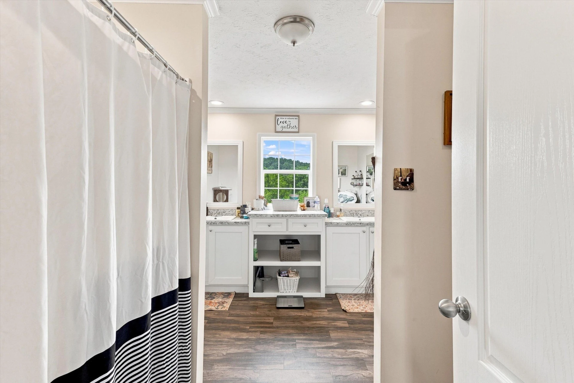 611 Martins LN - Photo 19