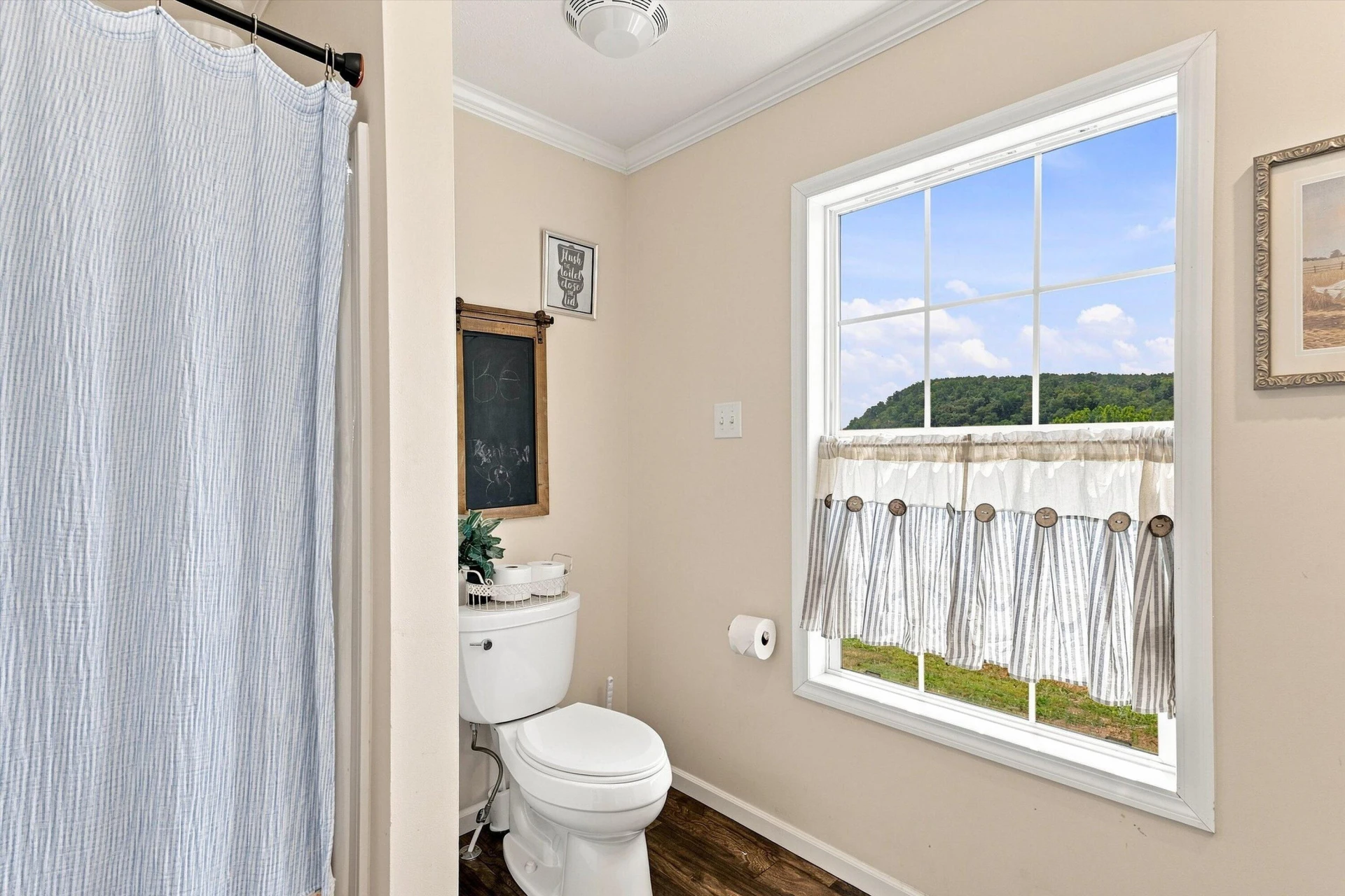611 Martins LN - Photo 23