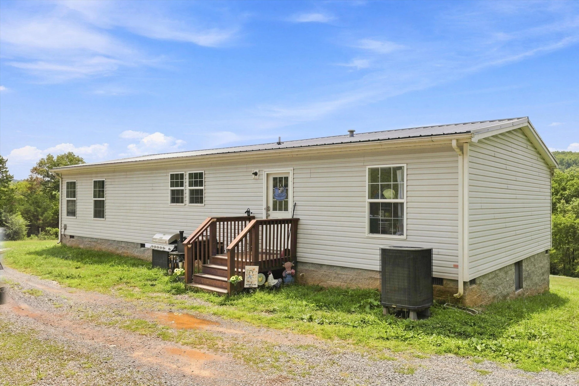 611 Martins LN - Photo 27