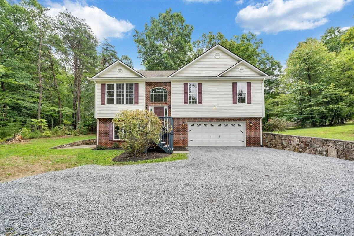 3314 Blue Ridge BLVD - Photo 3