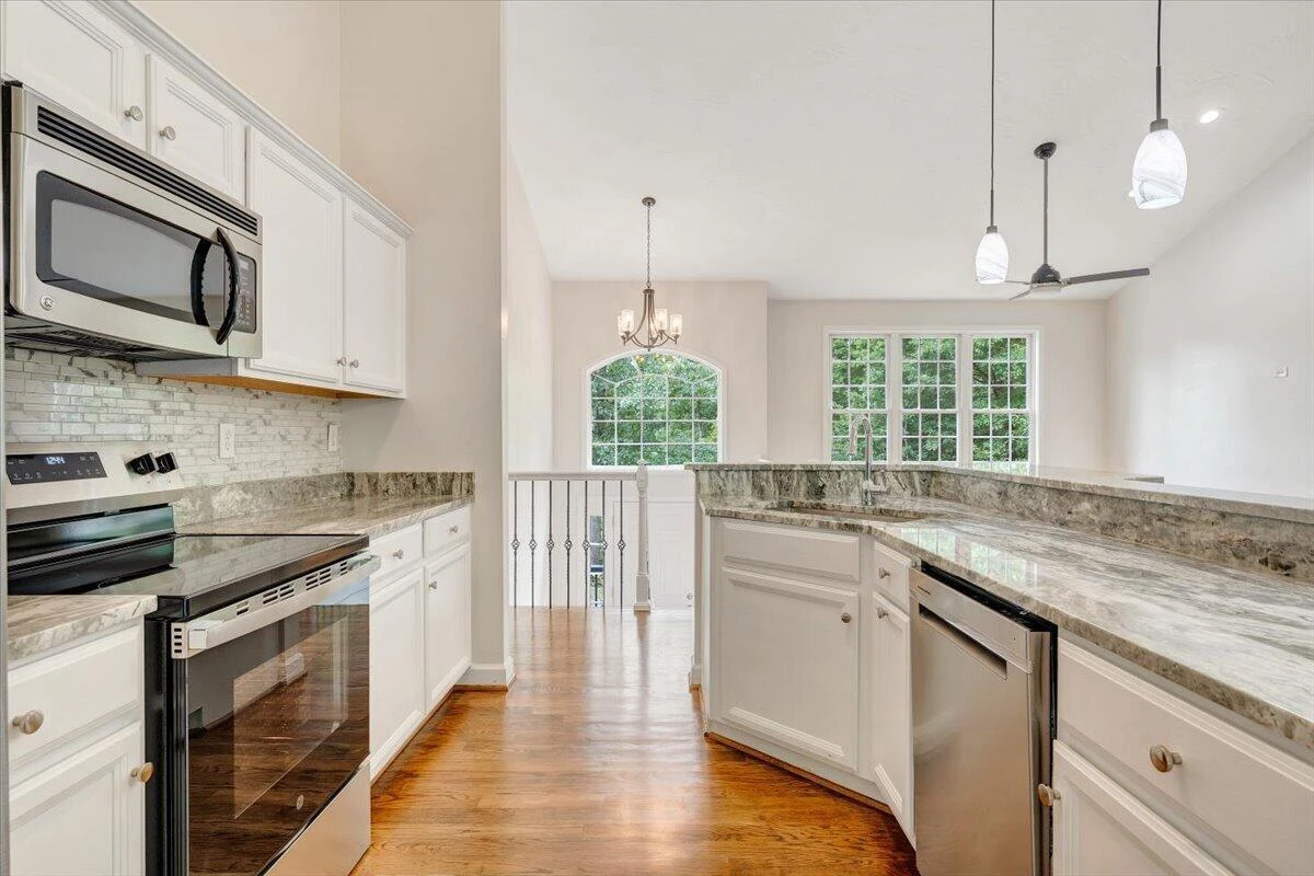 3314 Blue Ridge BLVD - Photo 20