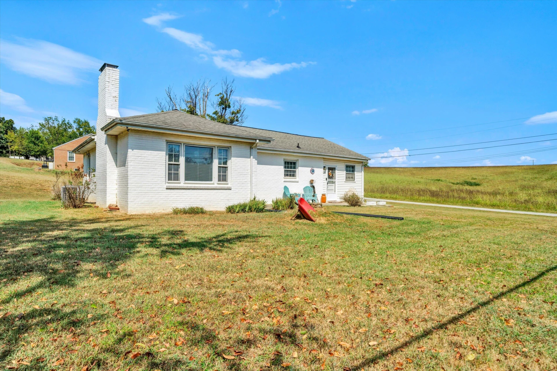 3050 Pitzer RD - Photo 2
