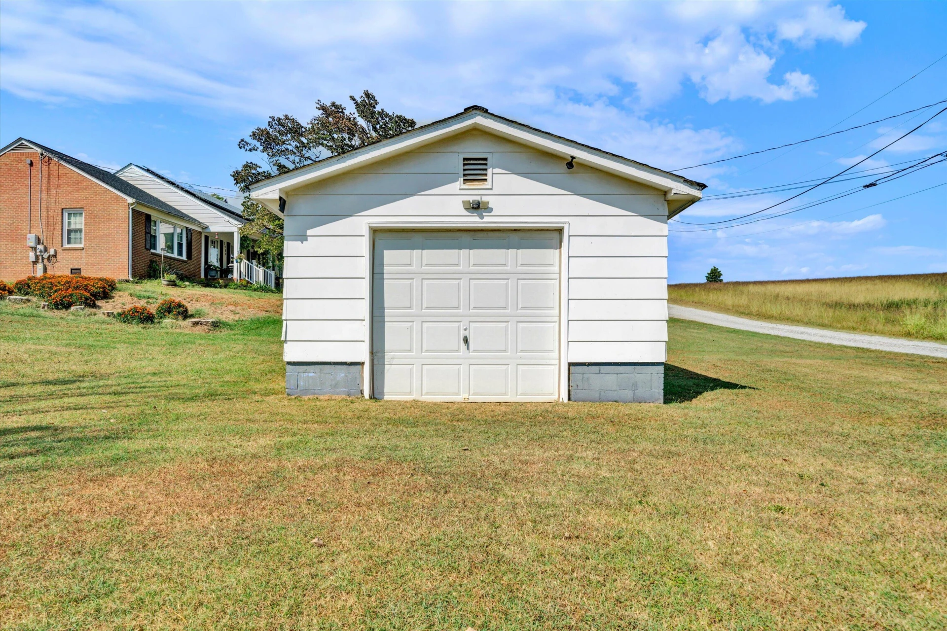 3050 Pitzer RD - Photo 23