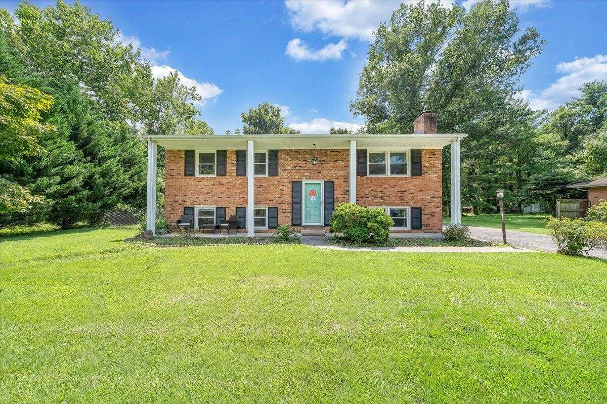 3428 S Park CIR - Photo 2