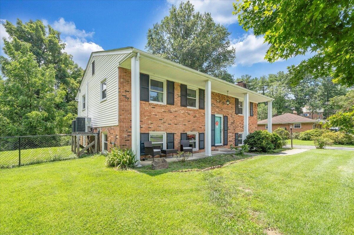 3428 S Park CIR - Photo 4