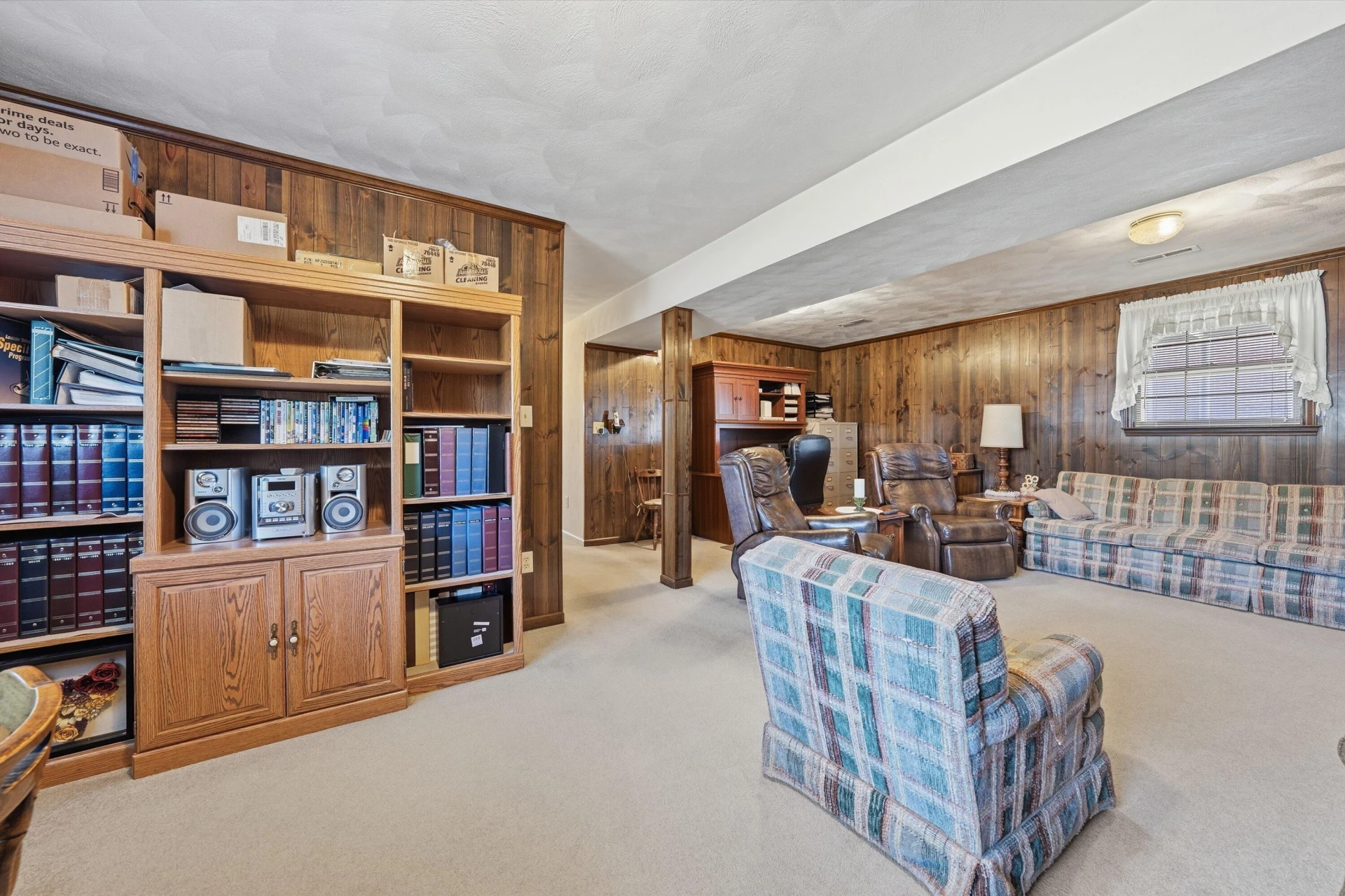 404 Rebecca LN - Photo 18
