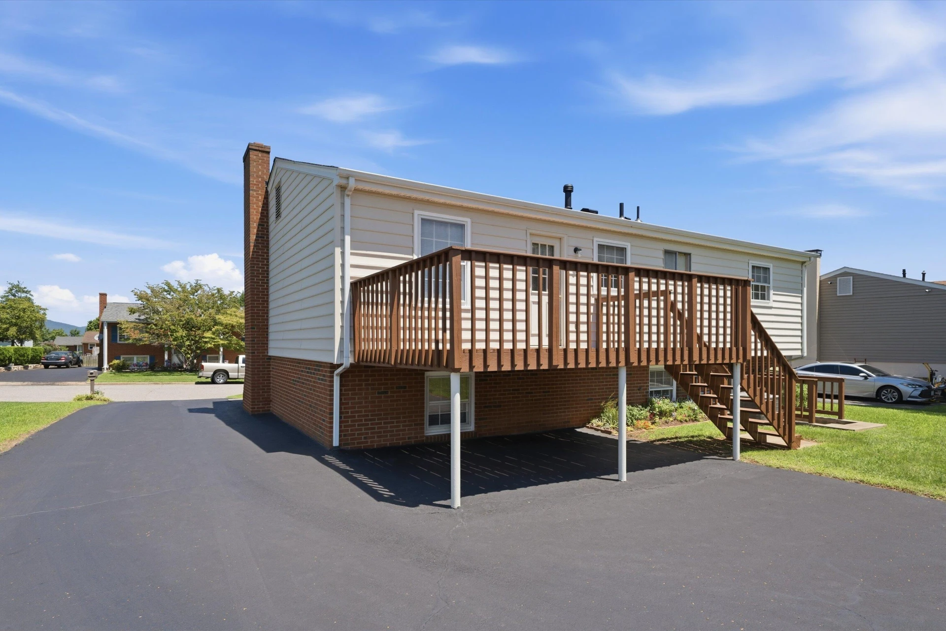 404 Rebecca LN - Photo 27
