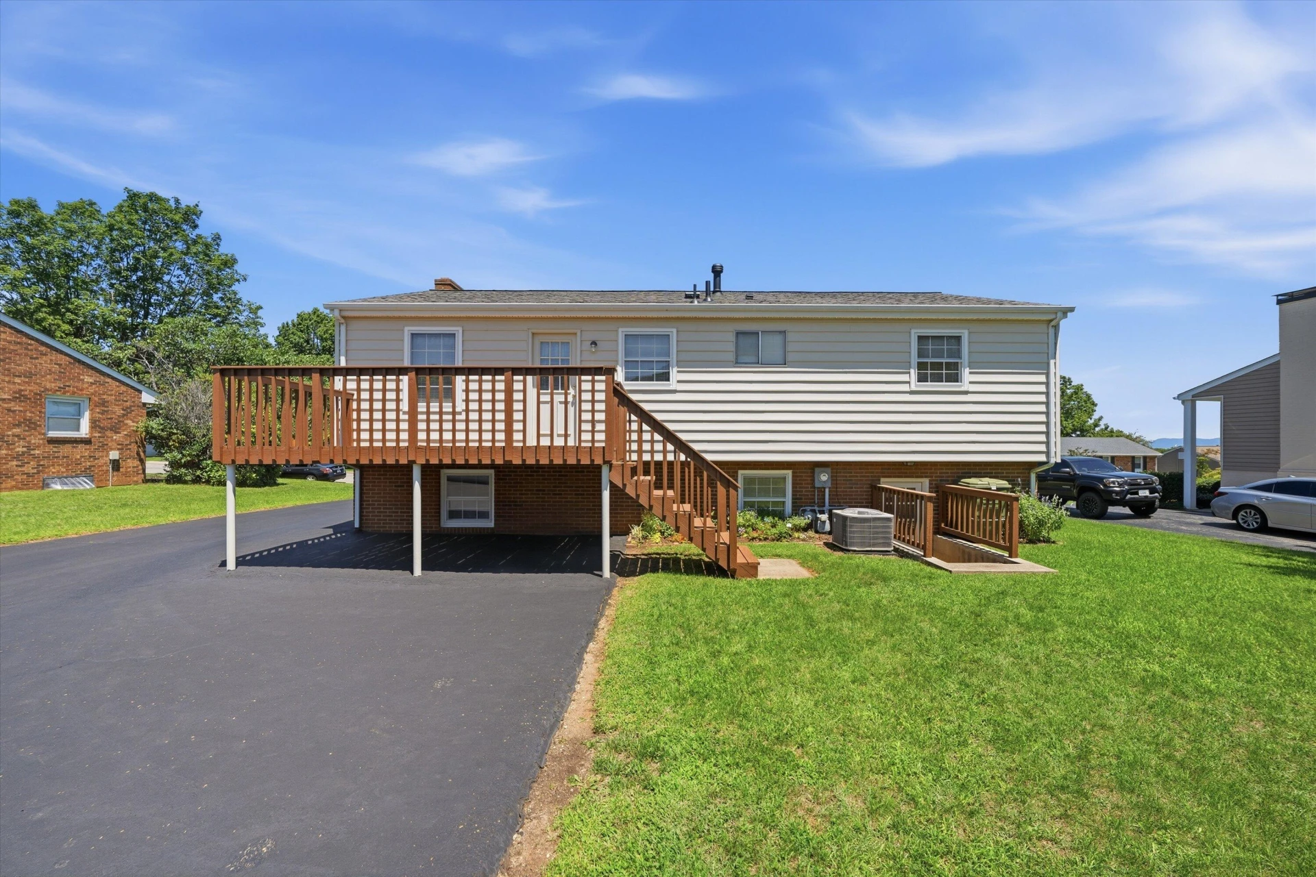 404 Rebecca LN - Photo 28