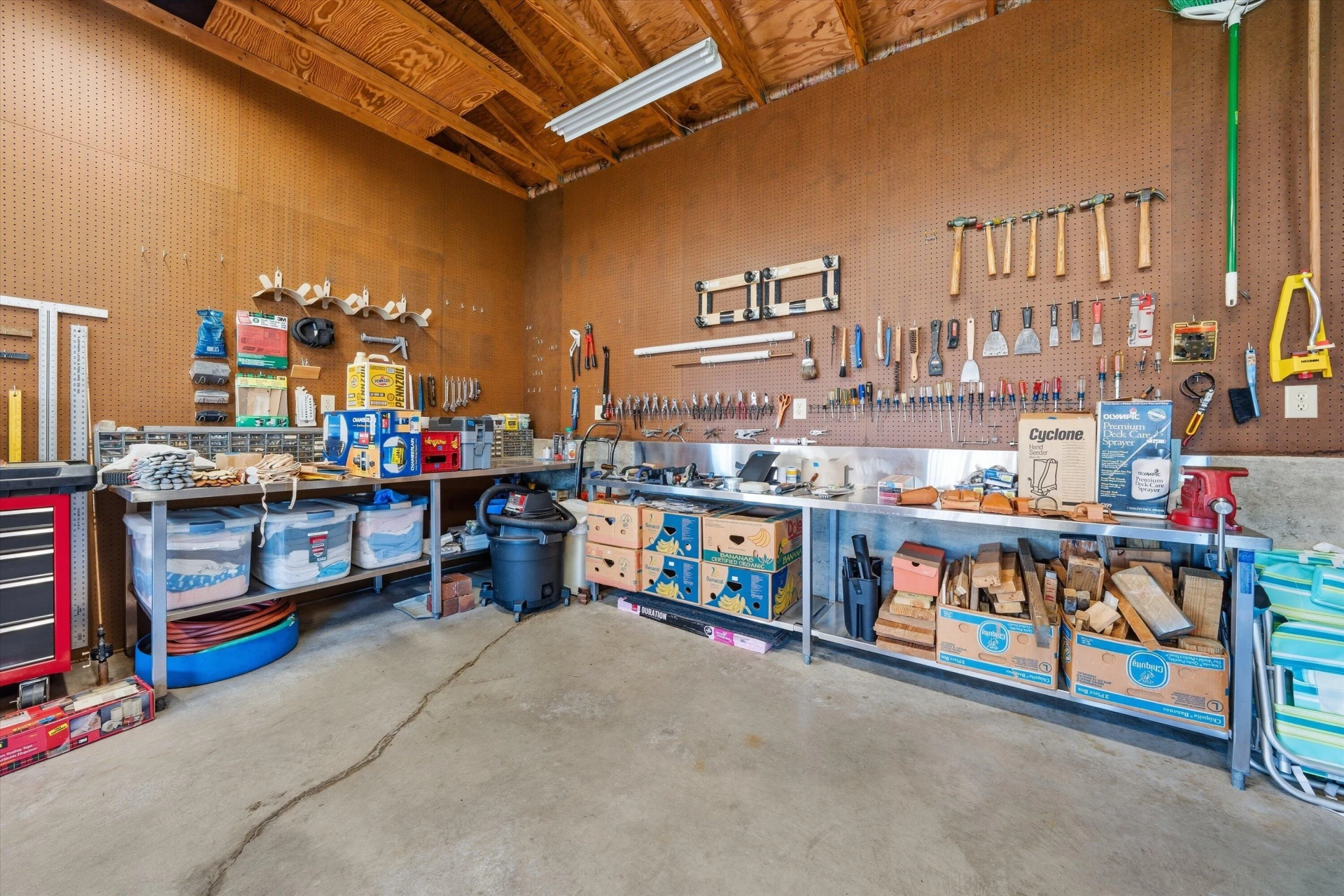 404 Rebecca LN - Photo 33