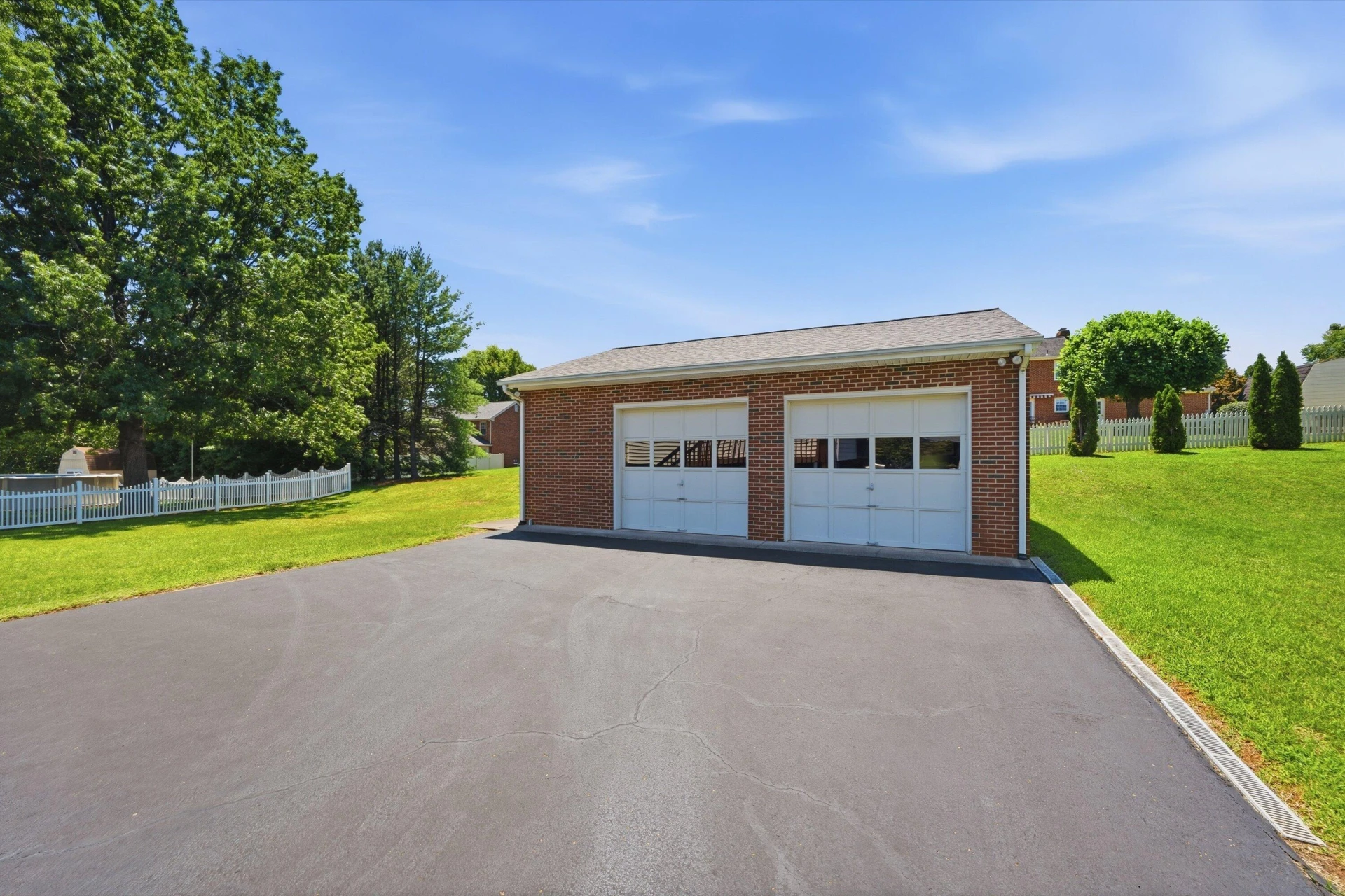 404 Rebecca LN - Photo 34