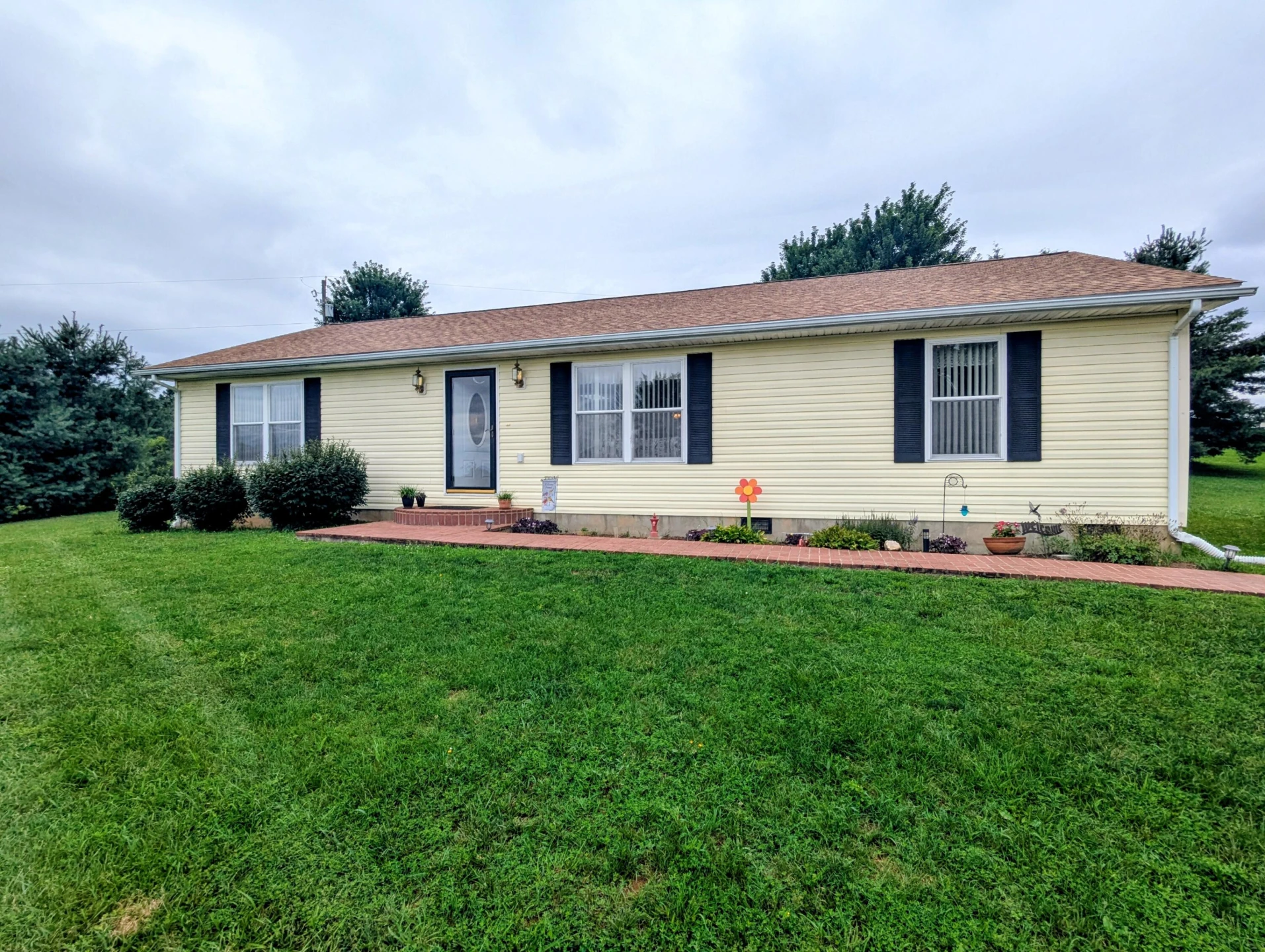 213 Smith Farm RD NE