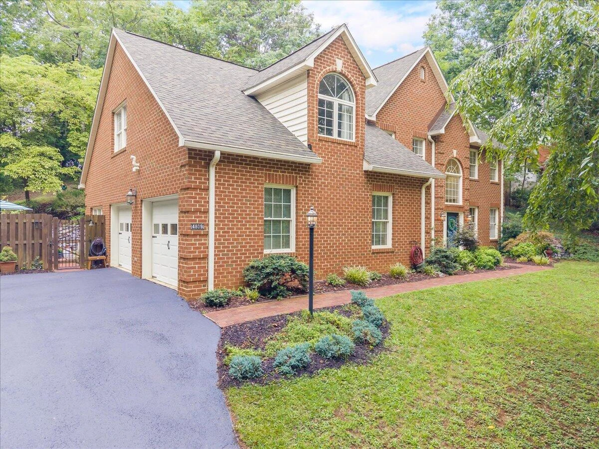 4809 Greenlee RD SW