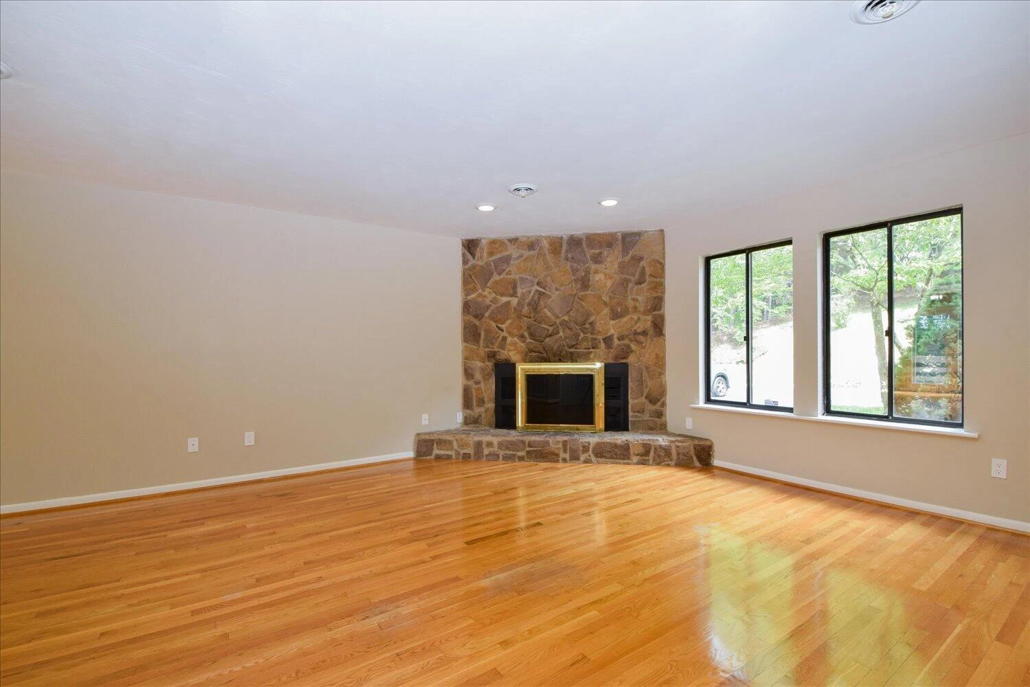3355 Kelly LN - Photo 4