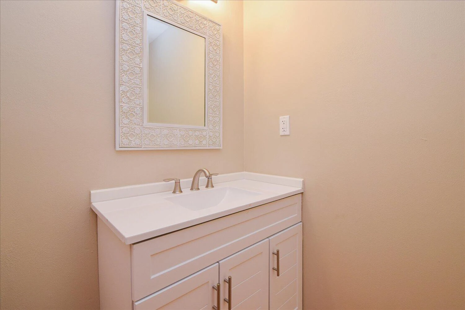 3355 Kelly LN - Photo 8
