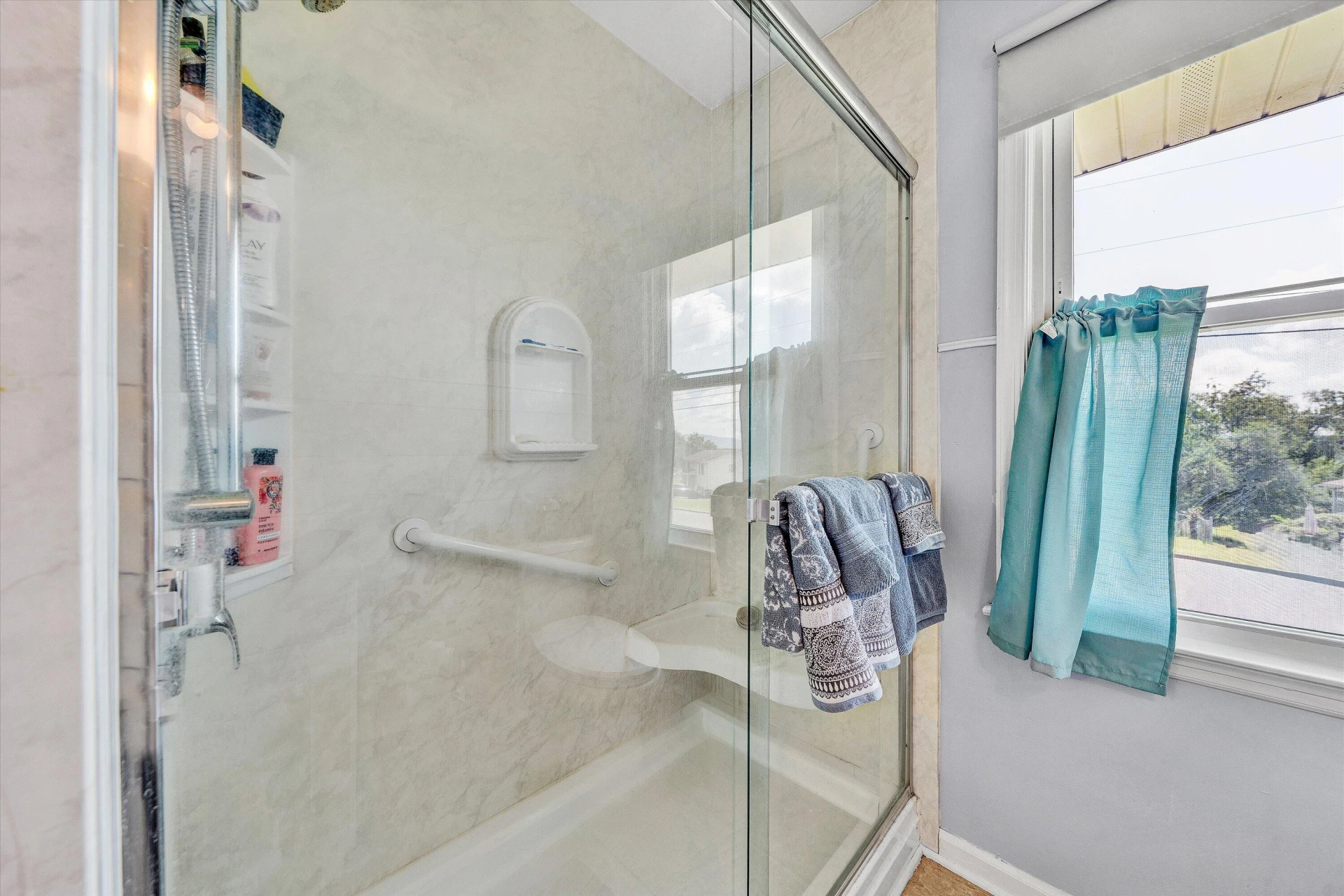 636 Ramada RD - Photo 14