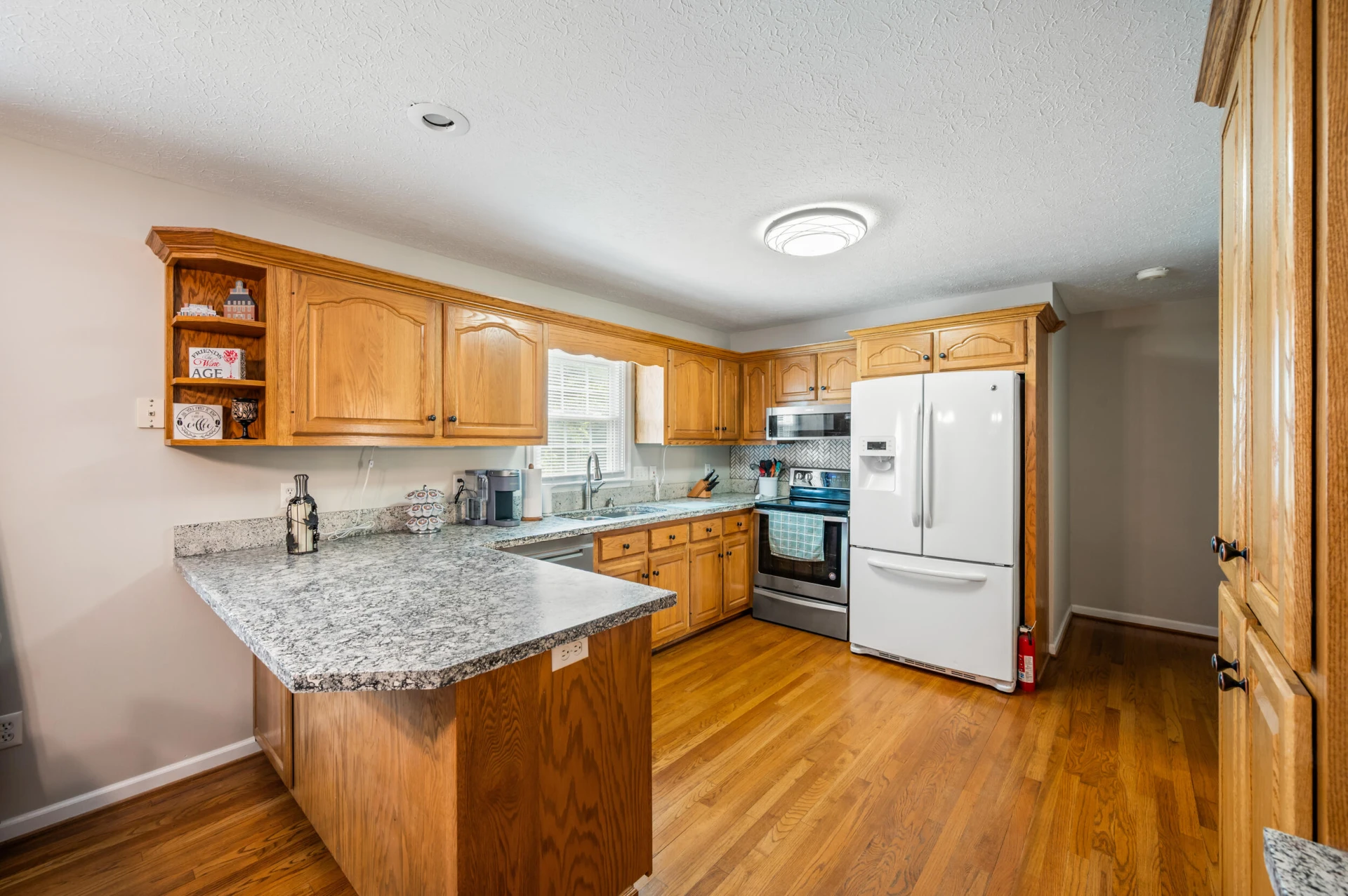 1030 Briar Ridge PL - Photo 12