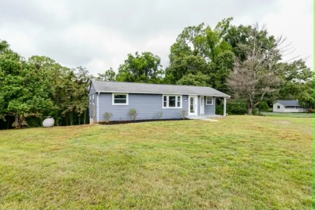 1200 Rock Spring RD, Goodview, VA, 24095
