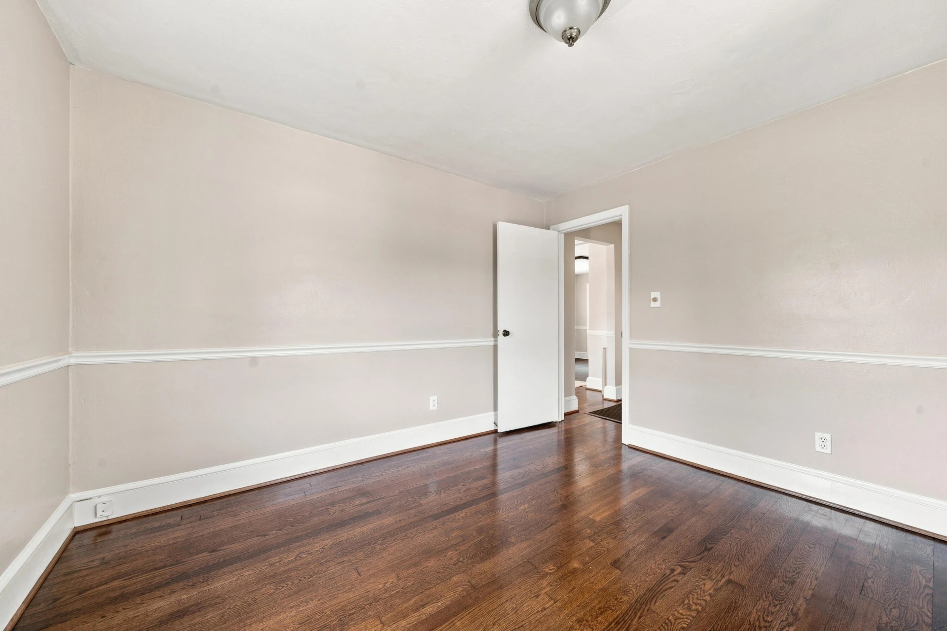 958 Palmer AVE - Photo 12