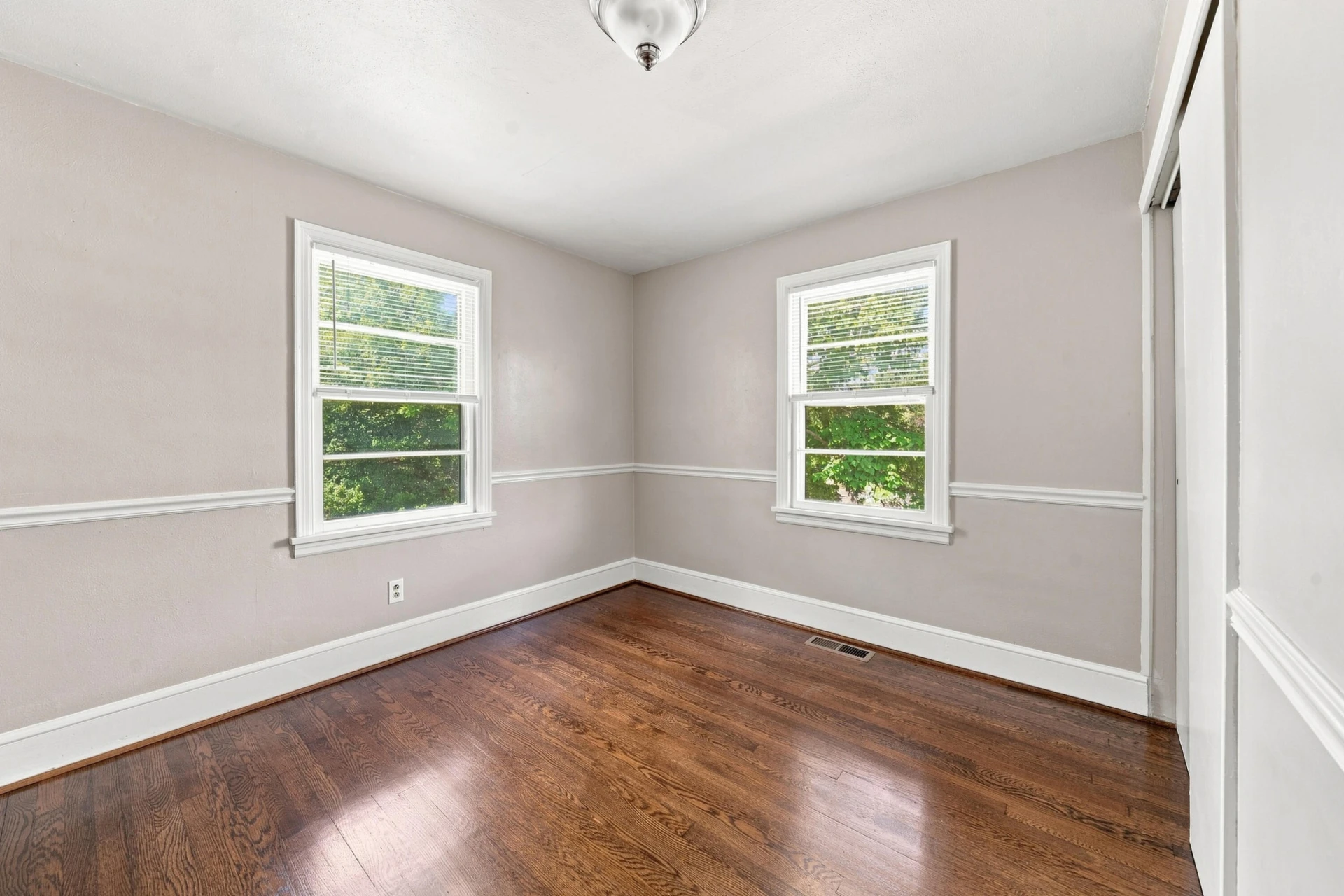 958 Palmer AVE - Photo 15