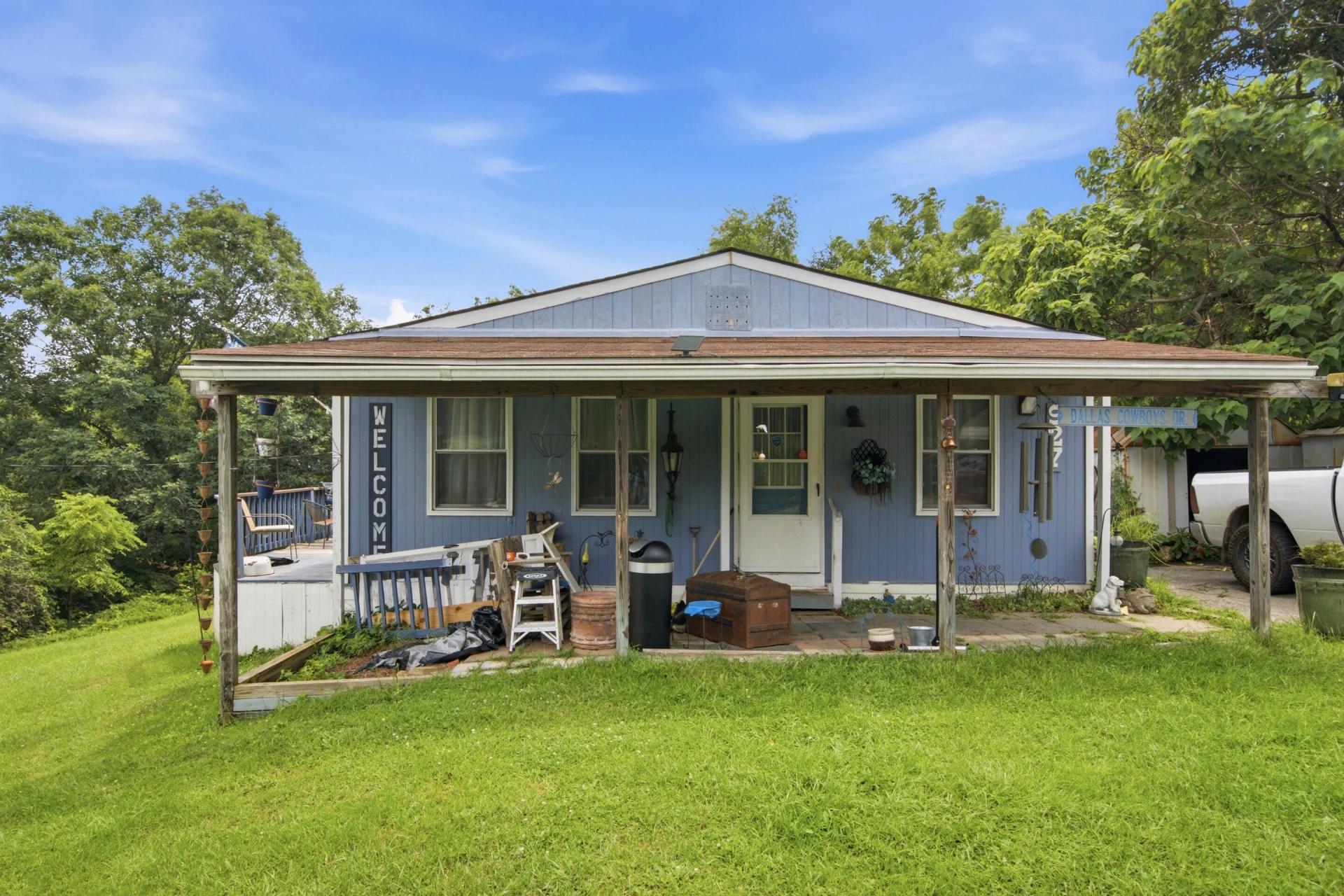 927 Hightop RD - Photo 2