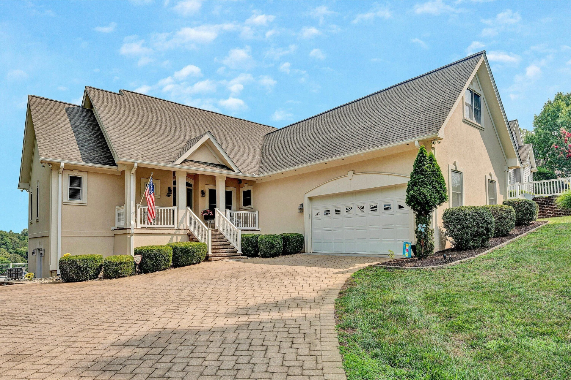 250 Village LN - Photo 6