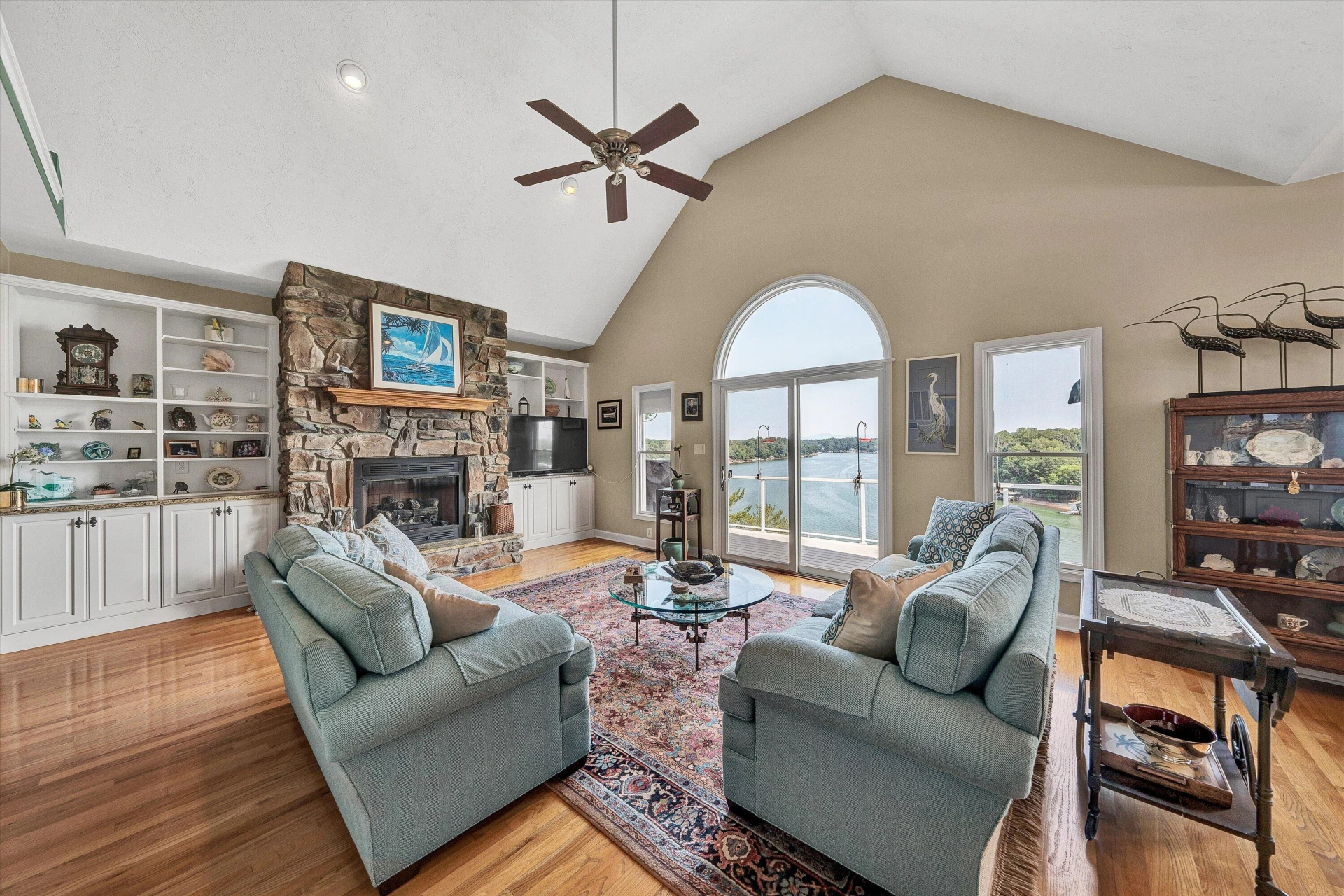250 Village LN - Photo 11