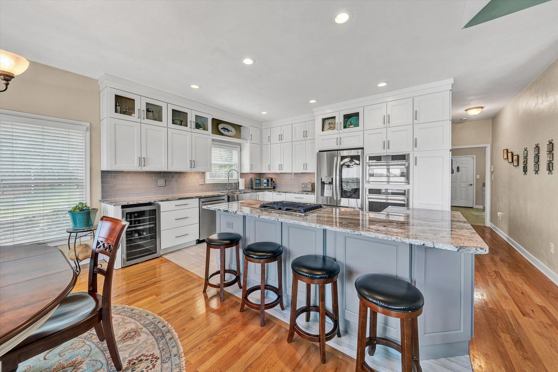 250 Village LN - Photo 15
