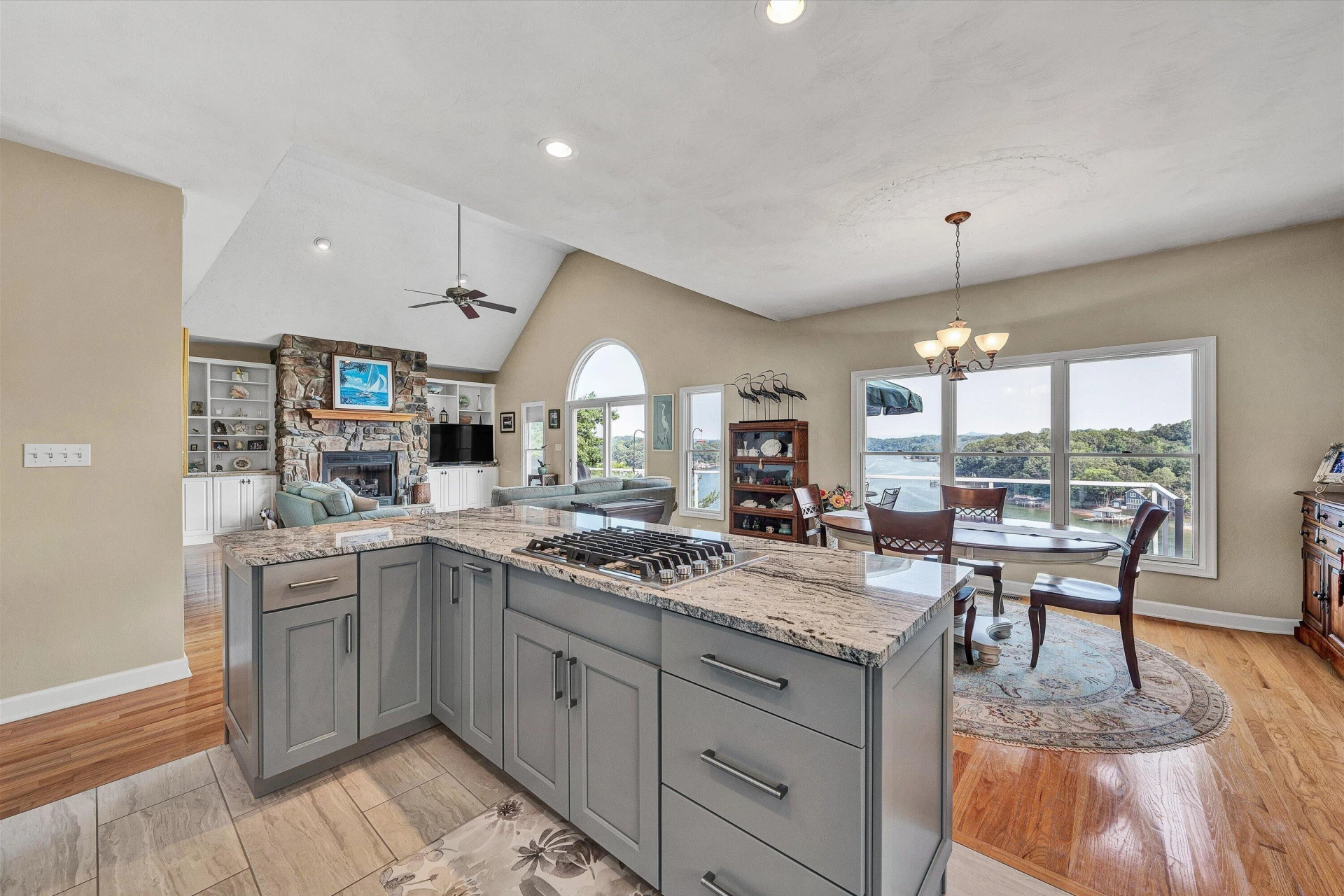 250 Village LN - Photo 18