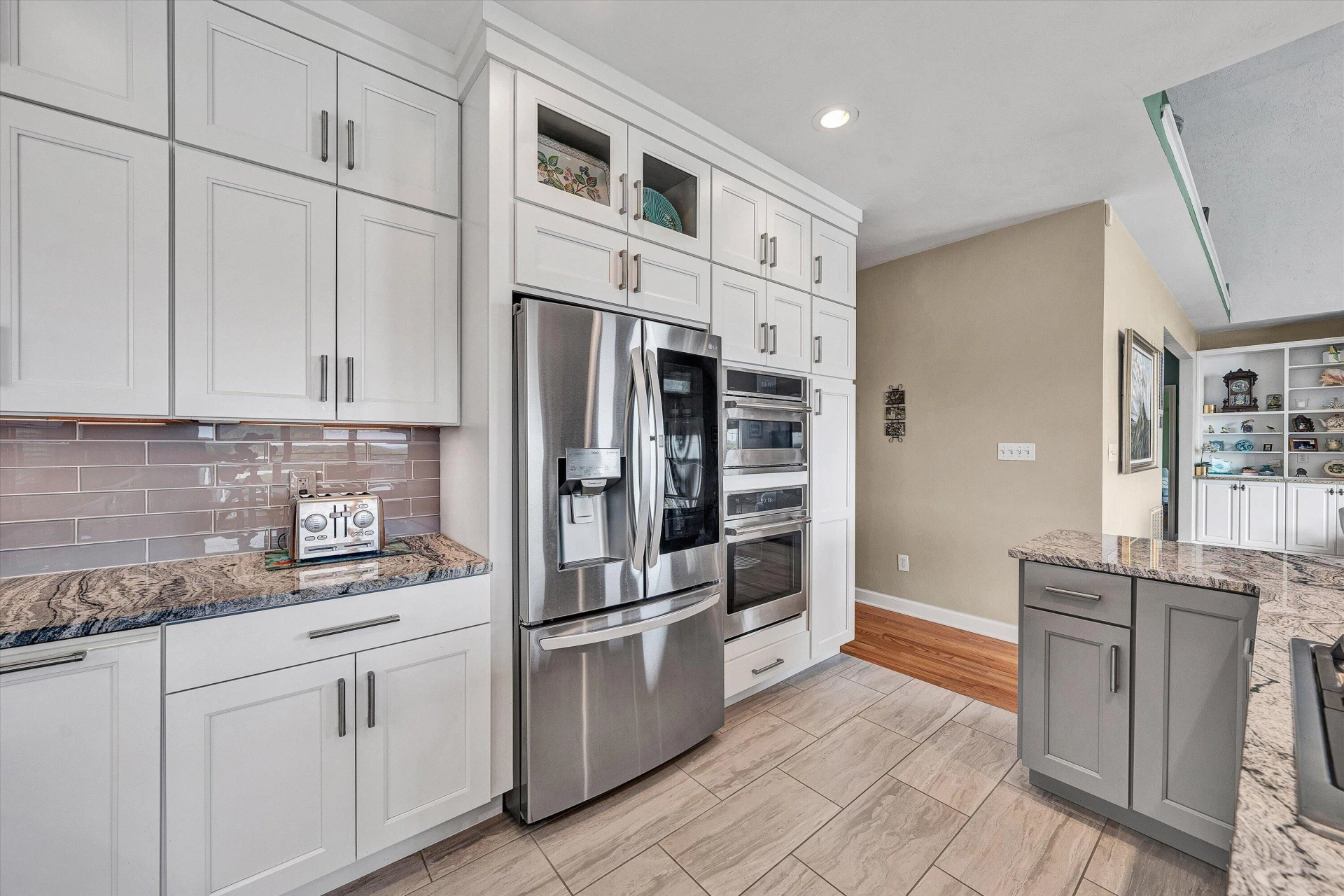 250 Village LN - Photo 19