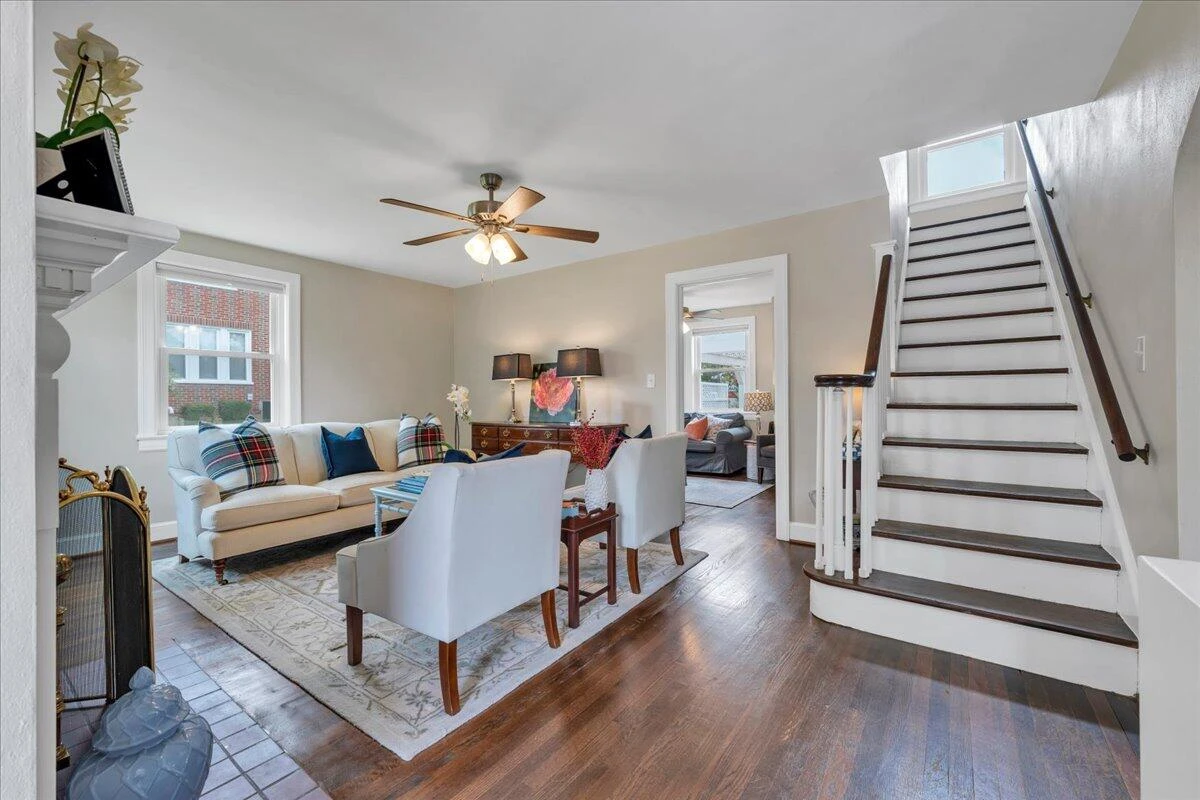 2701 Guilford AVE SW - Photo 4