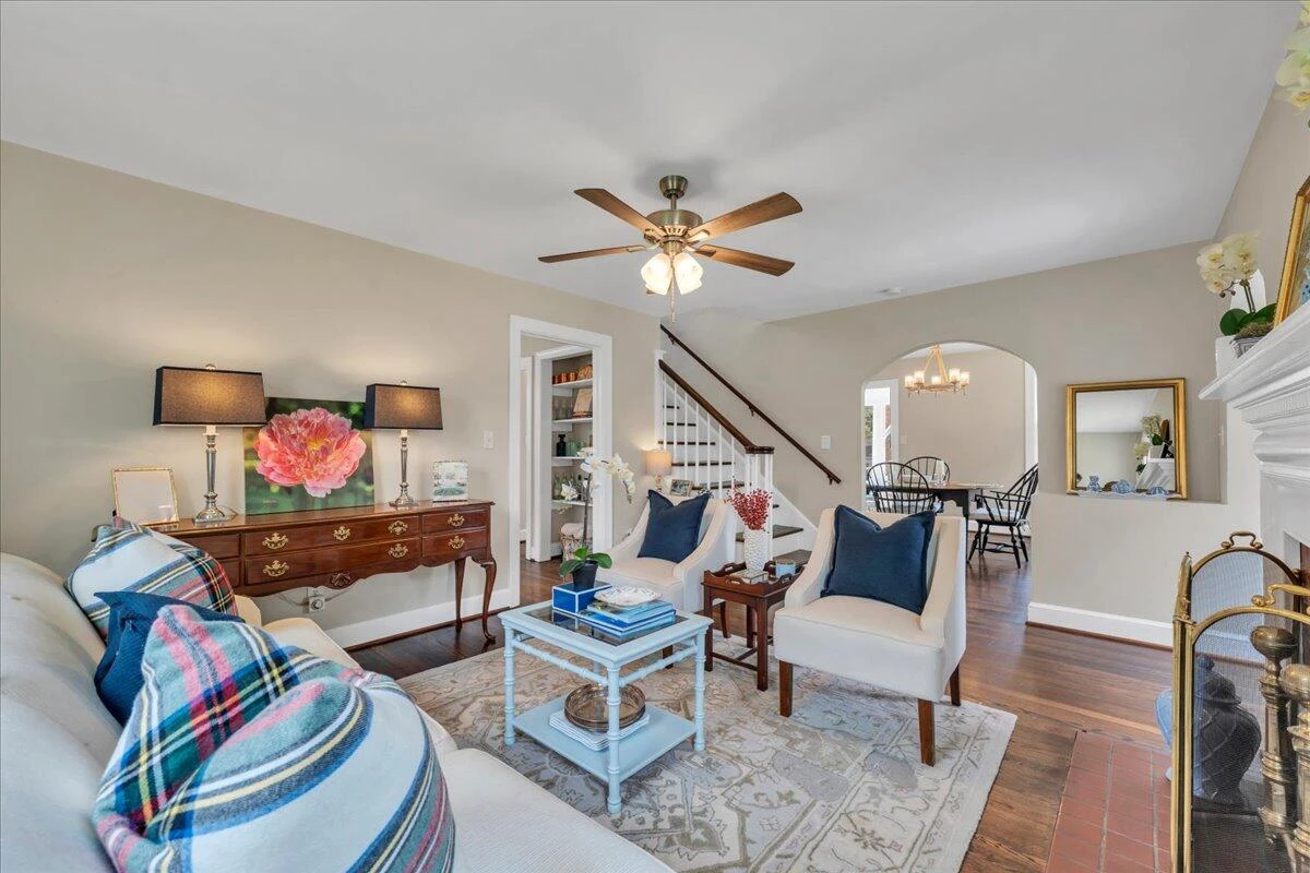 2701 Guilford AVE SW - Photo 8