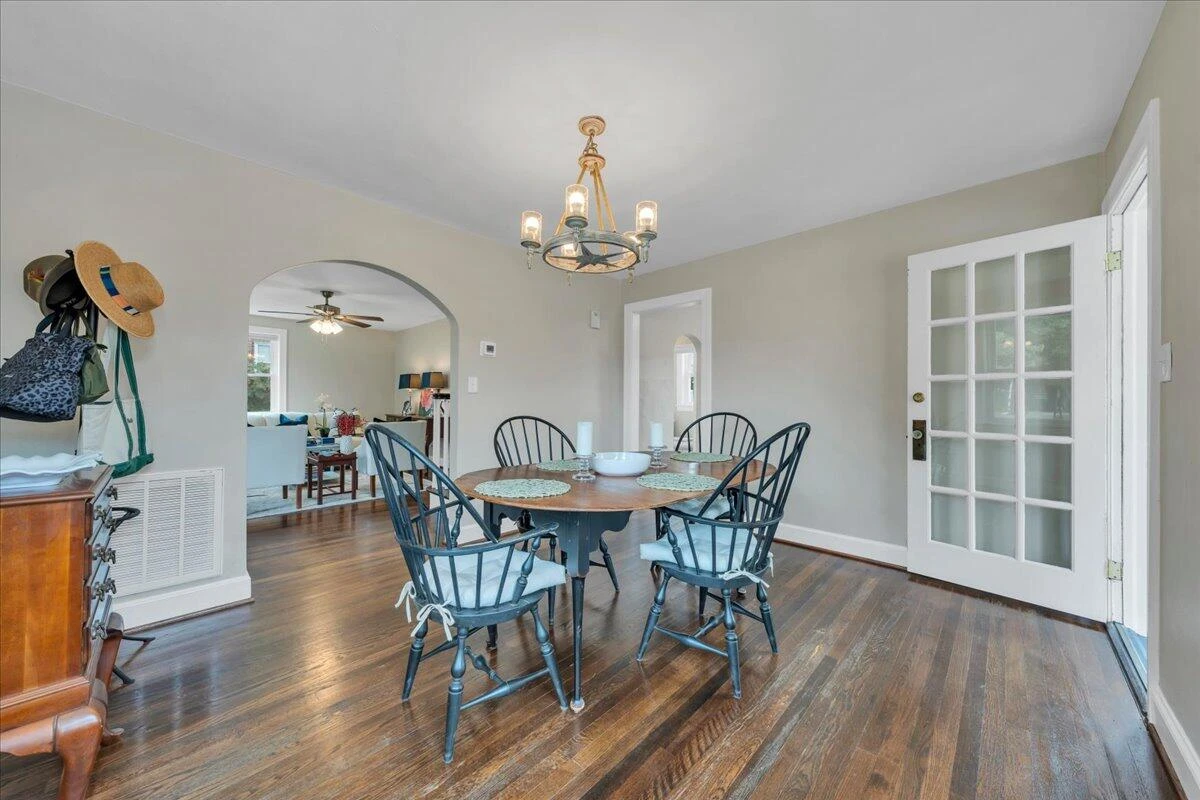 2701 Guilford AVE SW - Photo 10